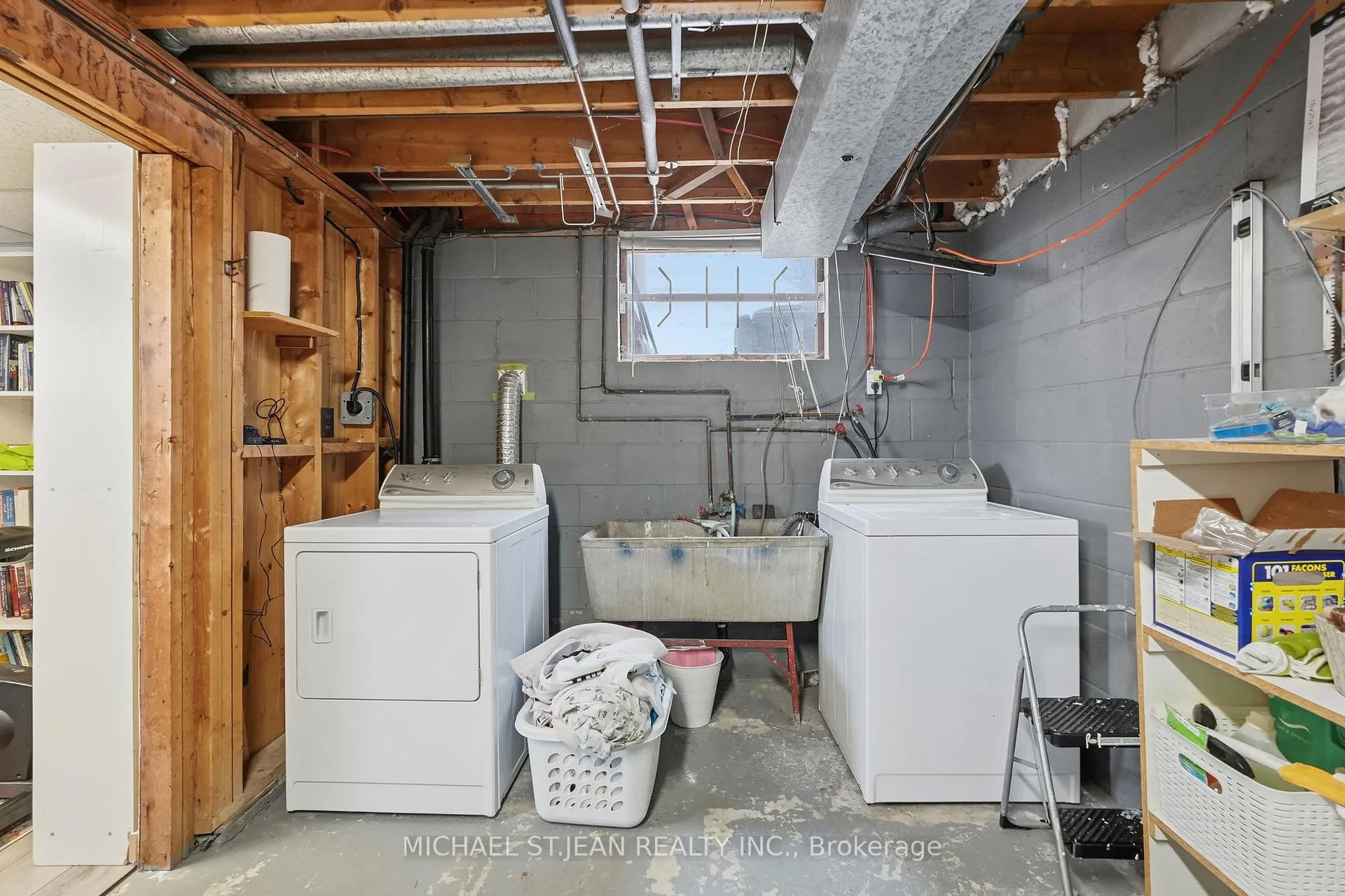 Photo 33 of 130 Riverdale Drive, Hamilton, Riverdale — HOMEH