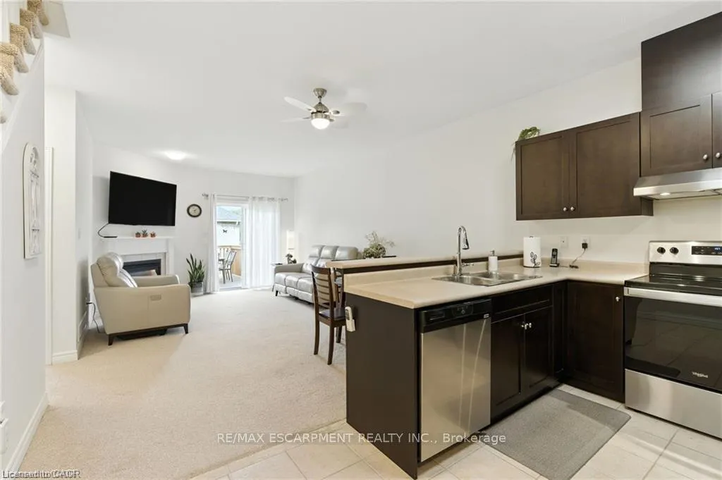 Photo 12 of Unit 20, 310 Southbrook Drive, Hamilton, Binbrook — HOMEH