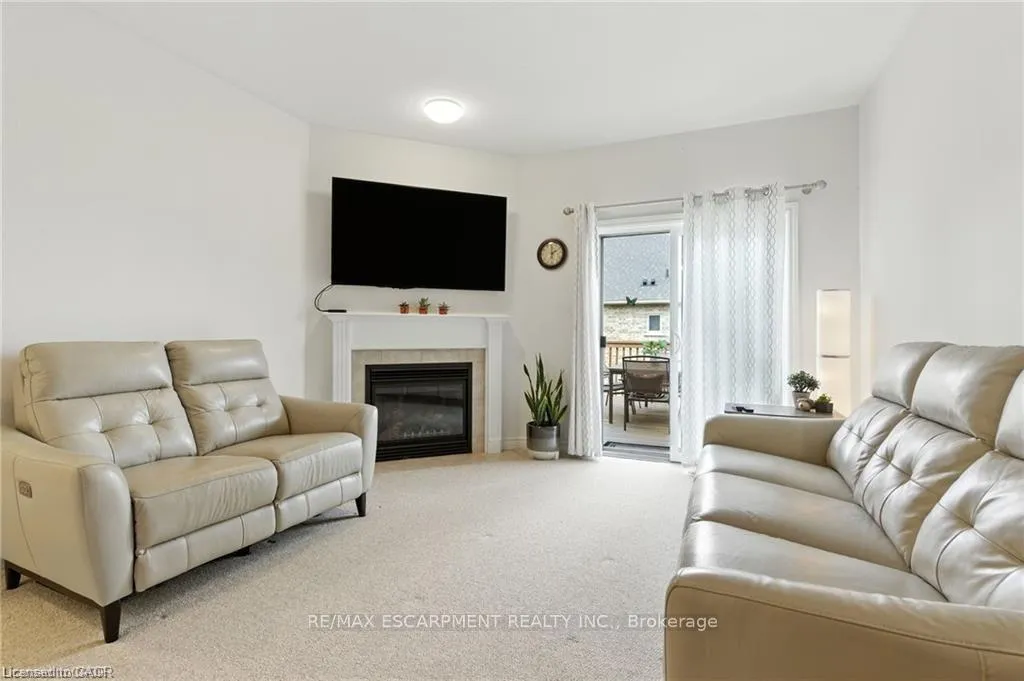 Photo 15 of Unit 20, 310 Southbrook Drive, Hamilton, Binbrook — HOMEH