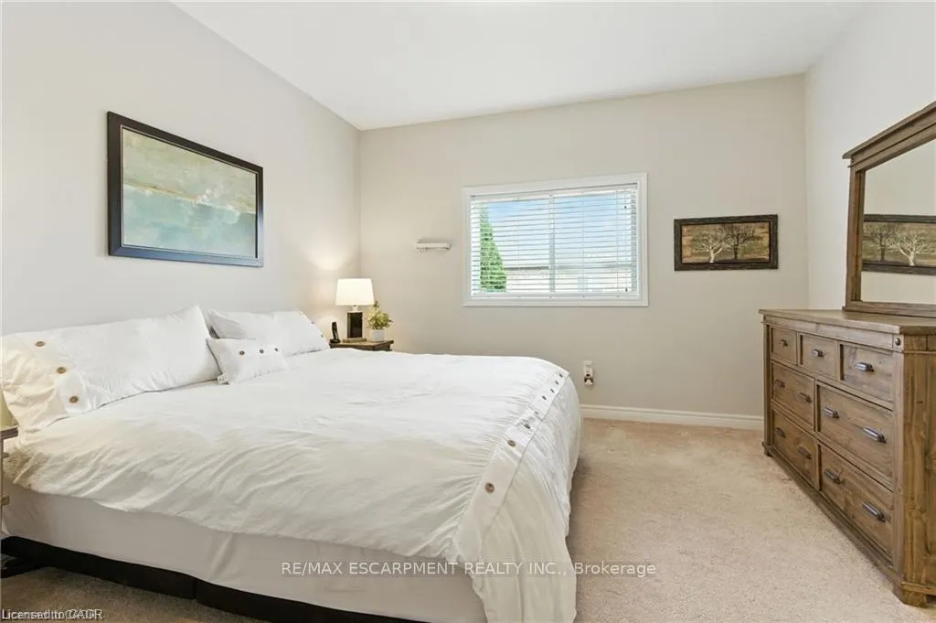 Photo 18 of Unit 20, 310 Southbrook Drive, Hamilton, Binbrook — HOMEH