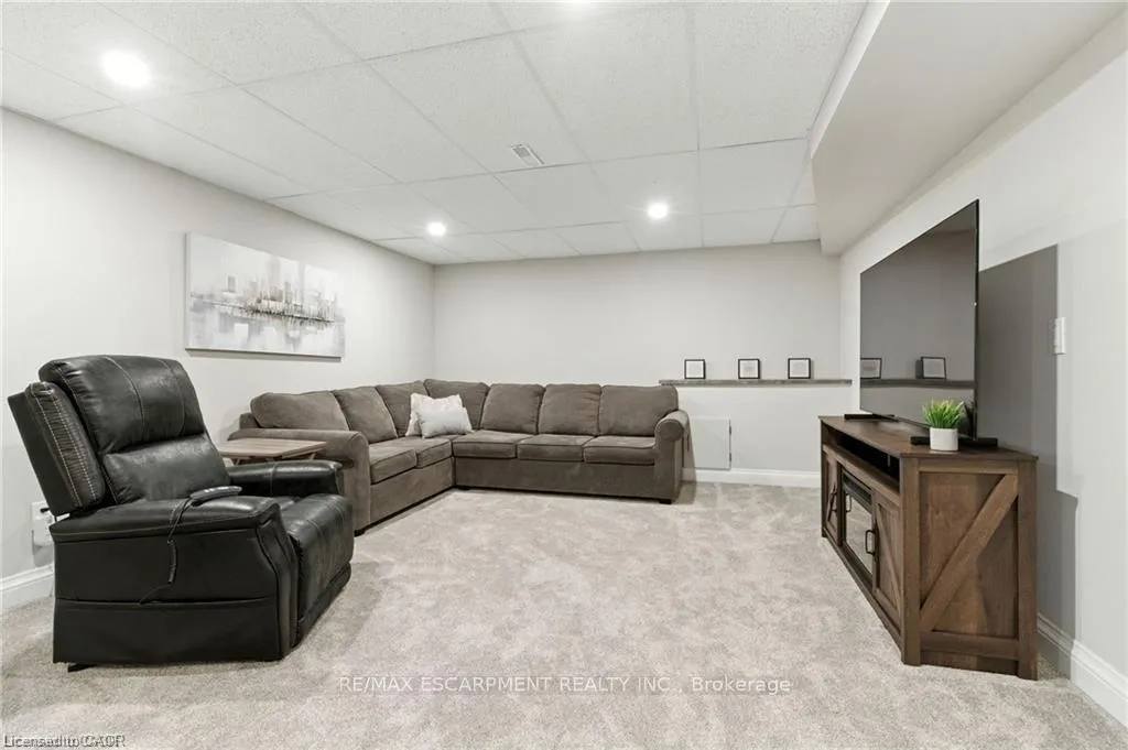 Photo 32 of Unit 20, 310 Southbrook Drive, Hamilton, Binbrook — HOMEH