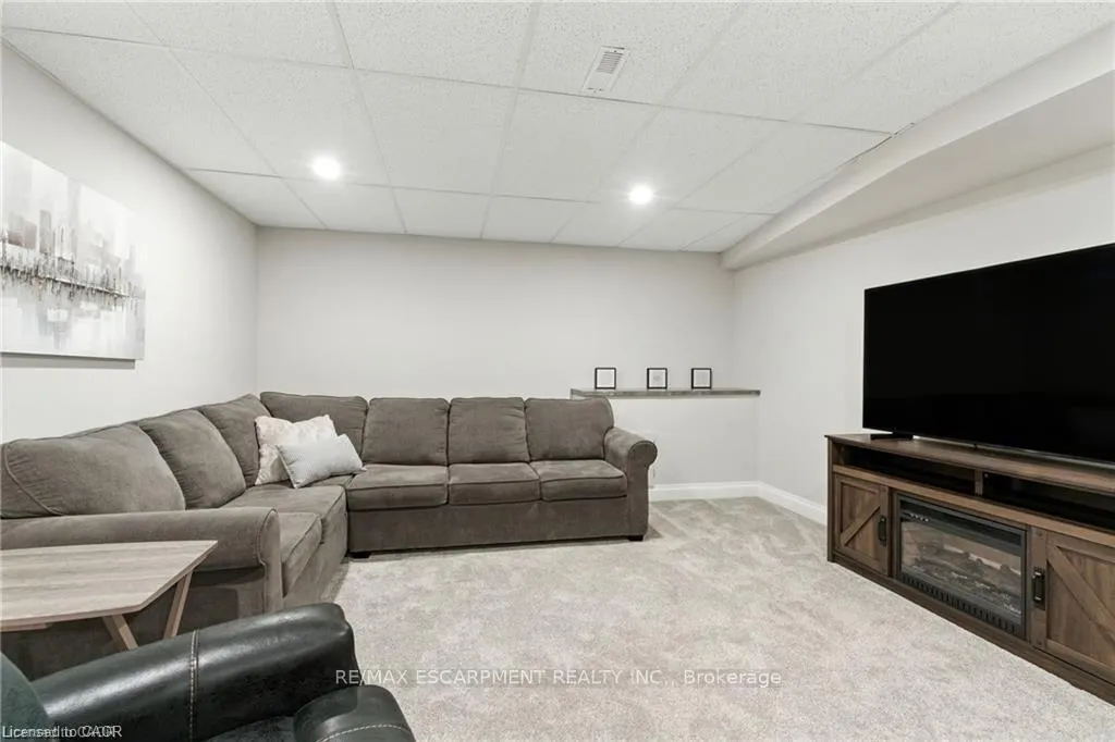 Photo 33 of Unit 20, 310 Southbrook Drive, Hamilton, Binbrook — HOMEH