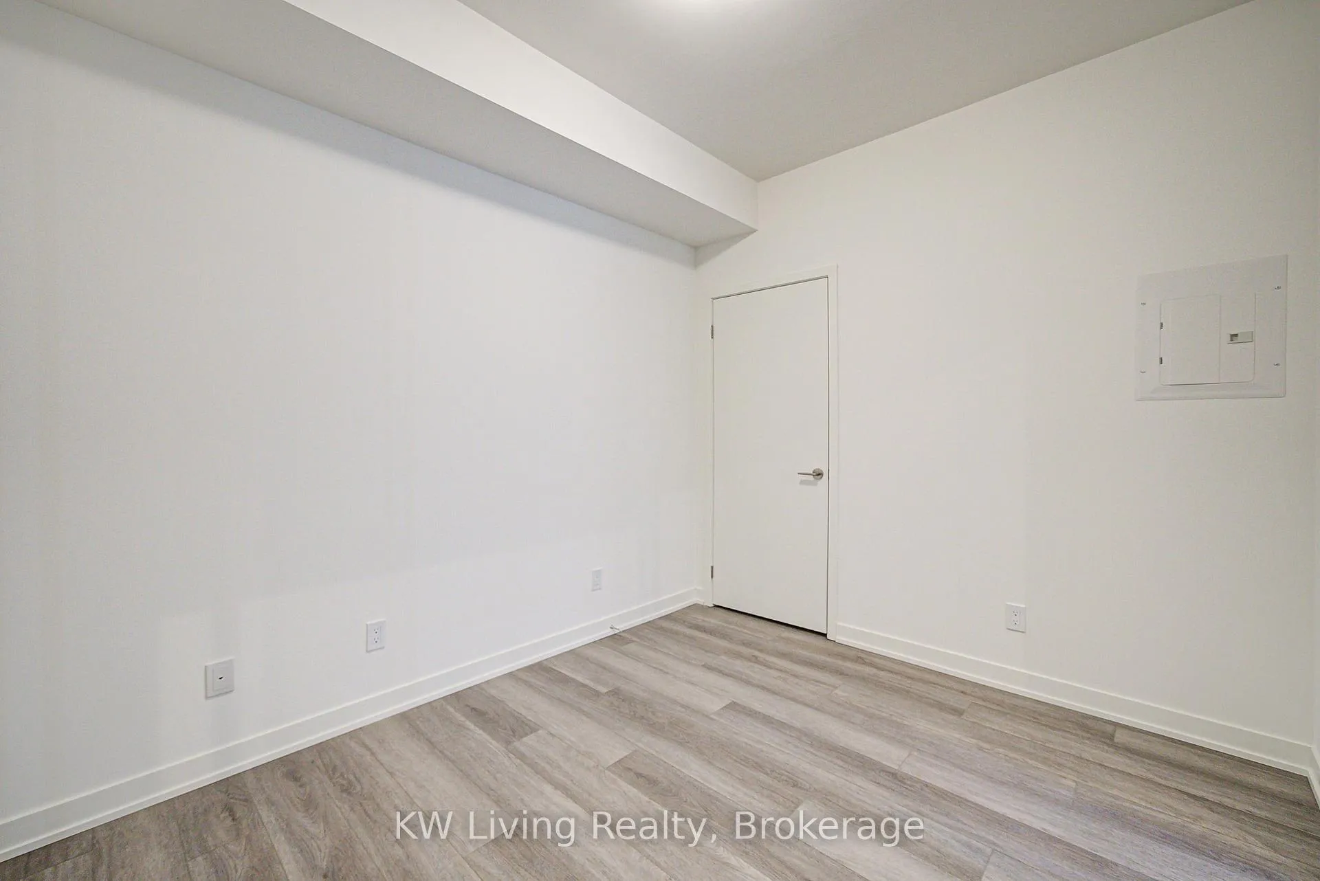 Photo 6 of Unit 712, 292 Verdale Crossing, Markham, Unionville — HOMEH