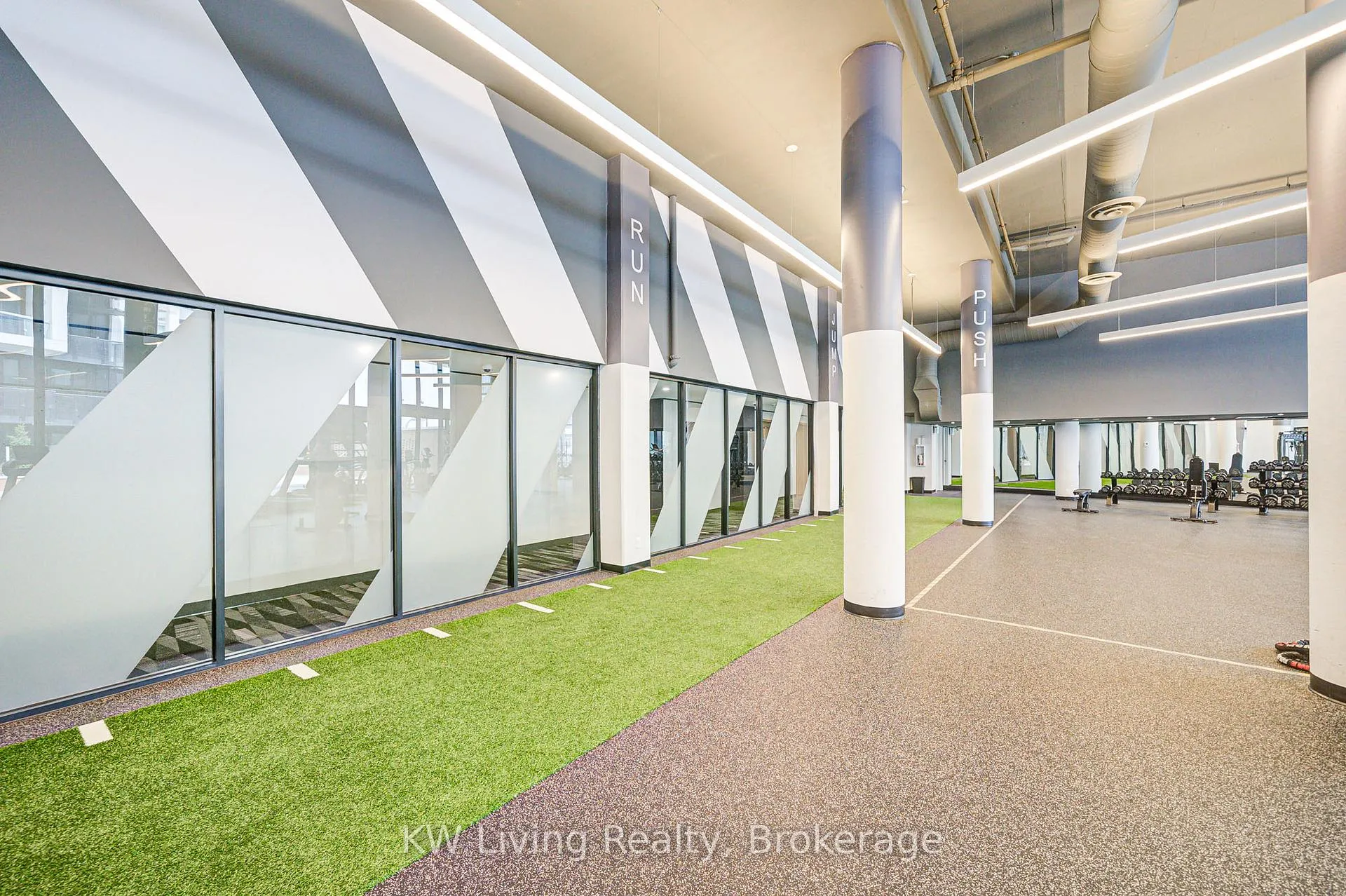 Photo 18 of Unit 712, 292 Verdale Crossing, Markham, Unionville — HOMEH