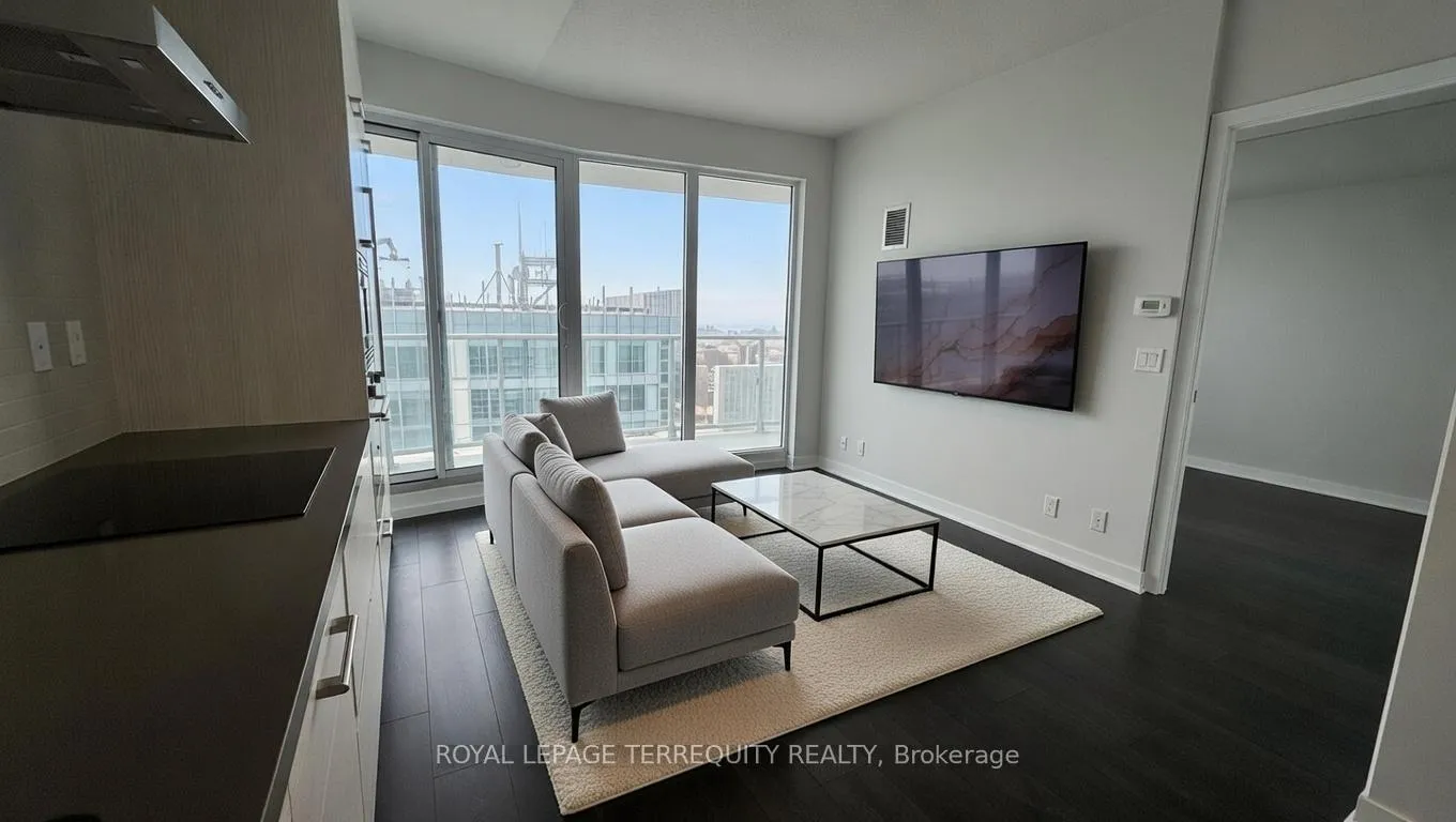 Photo 5 of Unit 5105, 2221 Yonge Street, Toronto, Mount Pleasant West — HOMEH