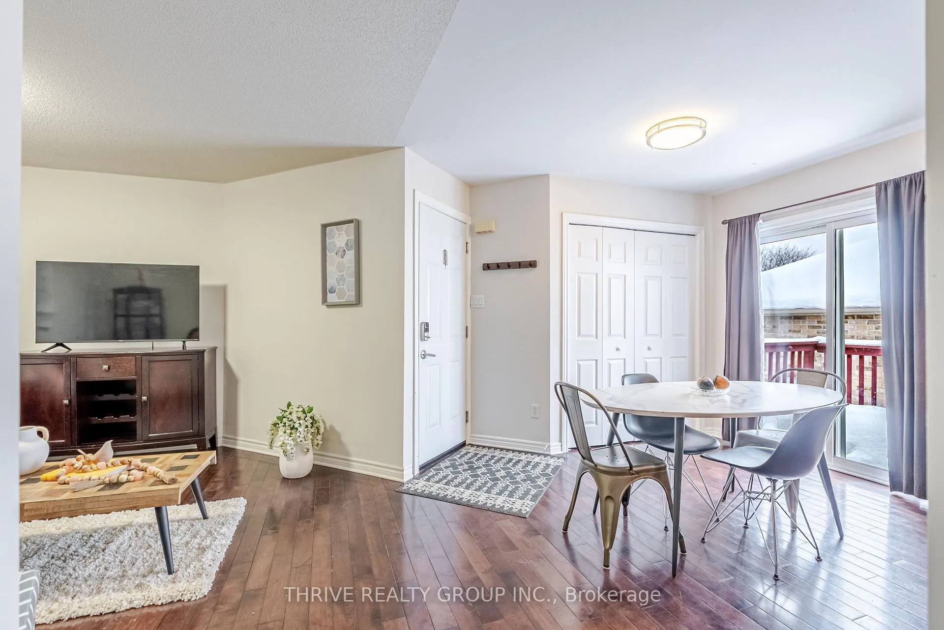 Photo 5 of 111 Meadowridge Road, London, North M — HOMEH