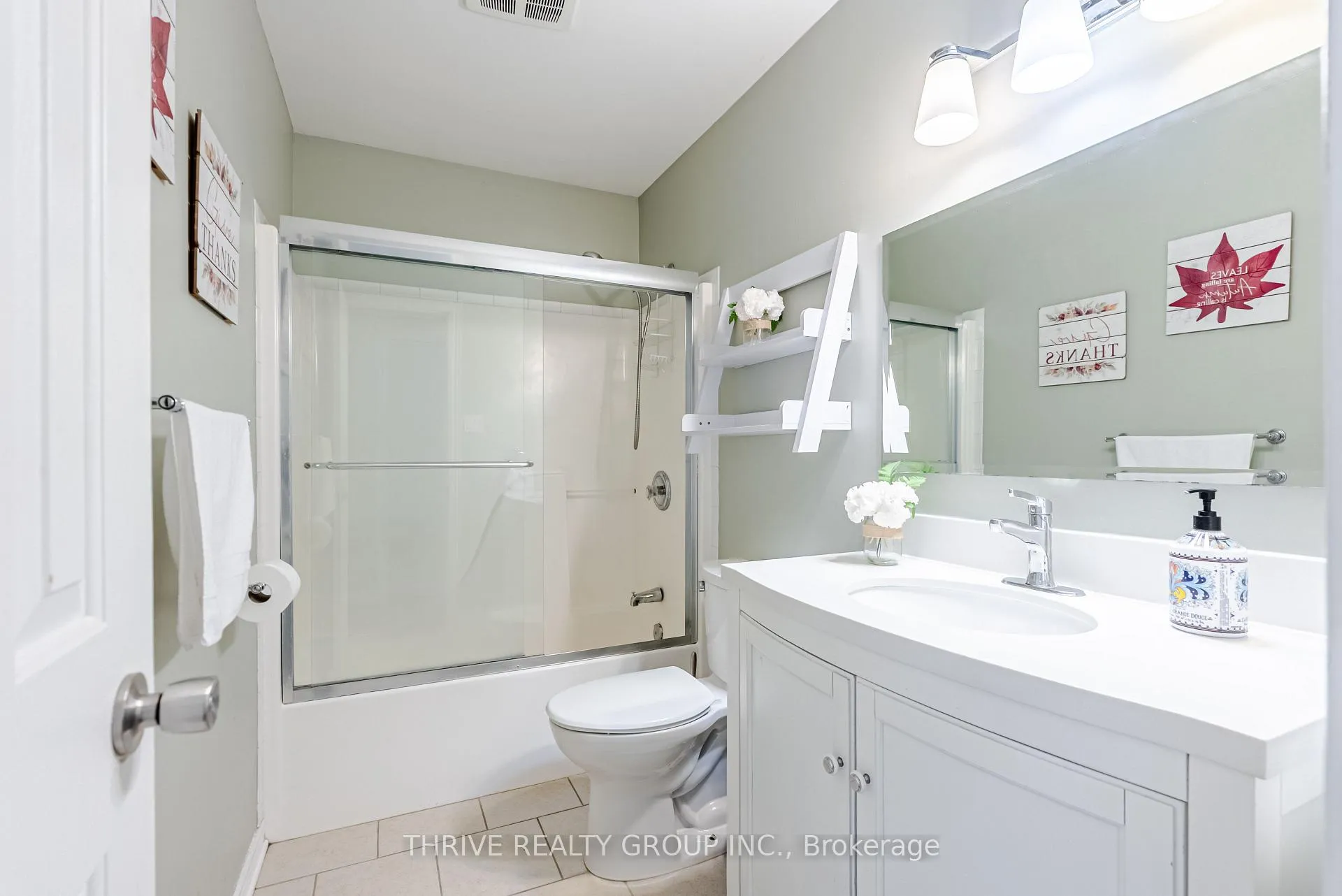 Photo 23 of 111 Meadowridge Road, London, North M — HOMEH