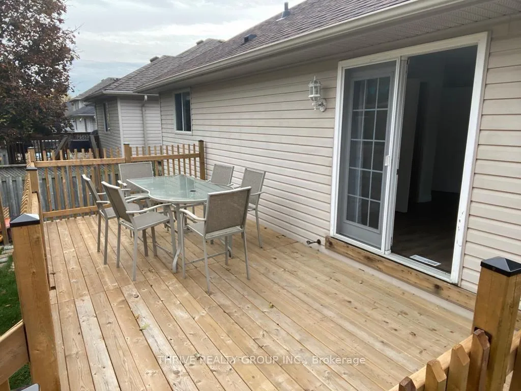 Photo 38 of 111 Meadowridge Road, London, North M — HOMEH