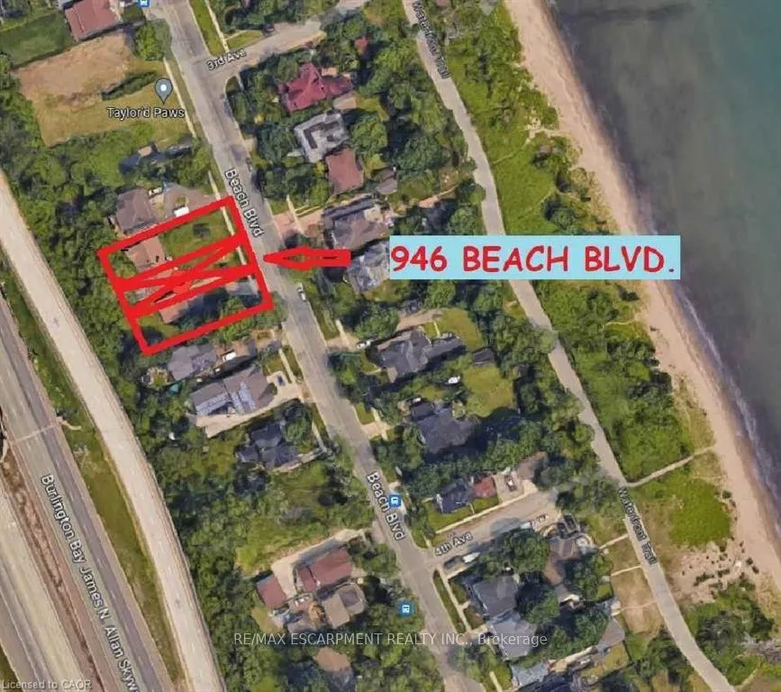 Photo 4 of Unit 946, 940 Beach Boulevard, Hamilton, Hamilton Beach — HOMEH