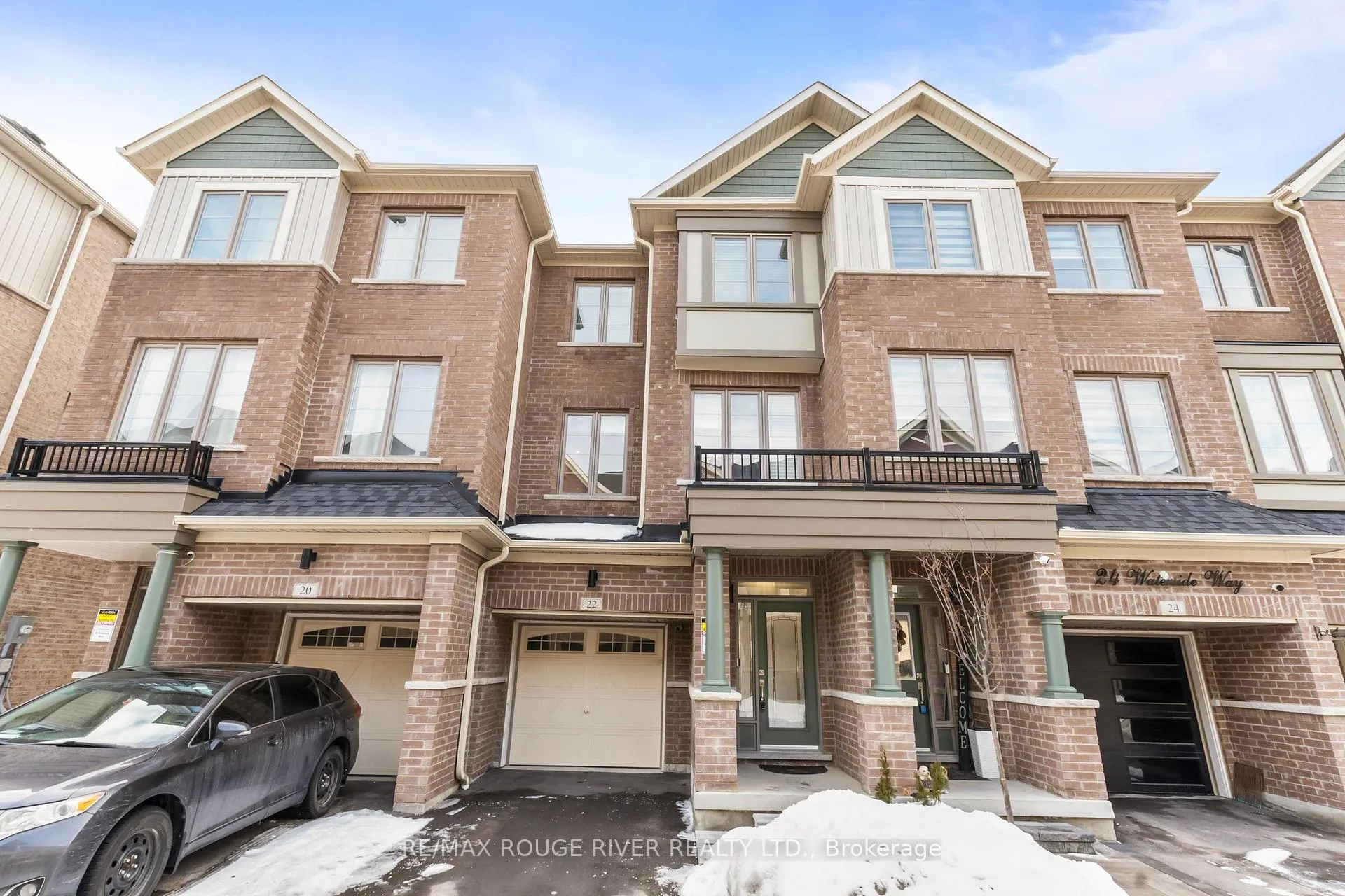 Photo 1 of 22 Waterside Way, Whitby, Port Whitby — HOMEH