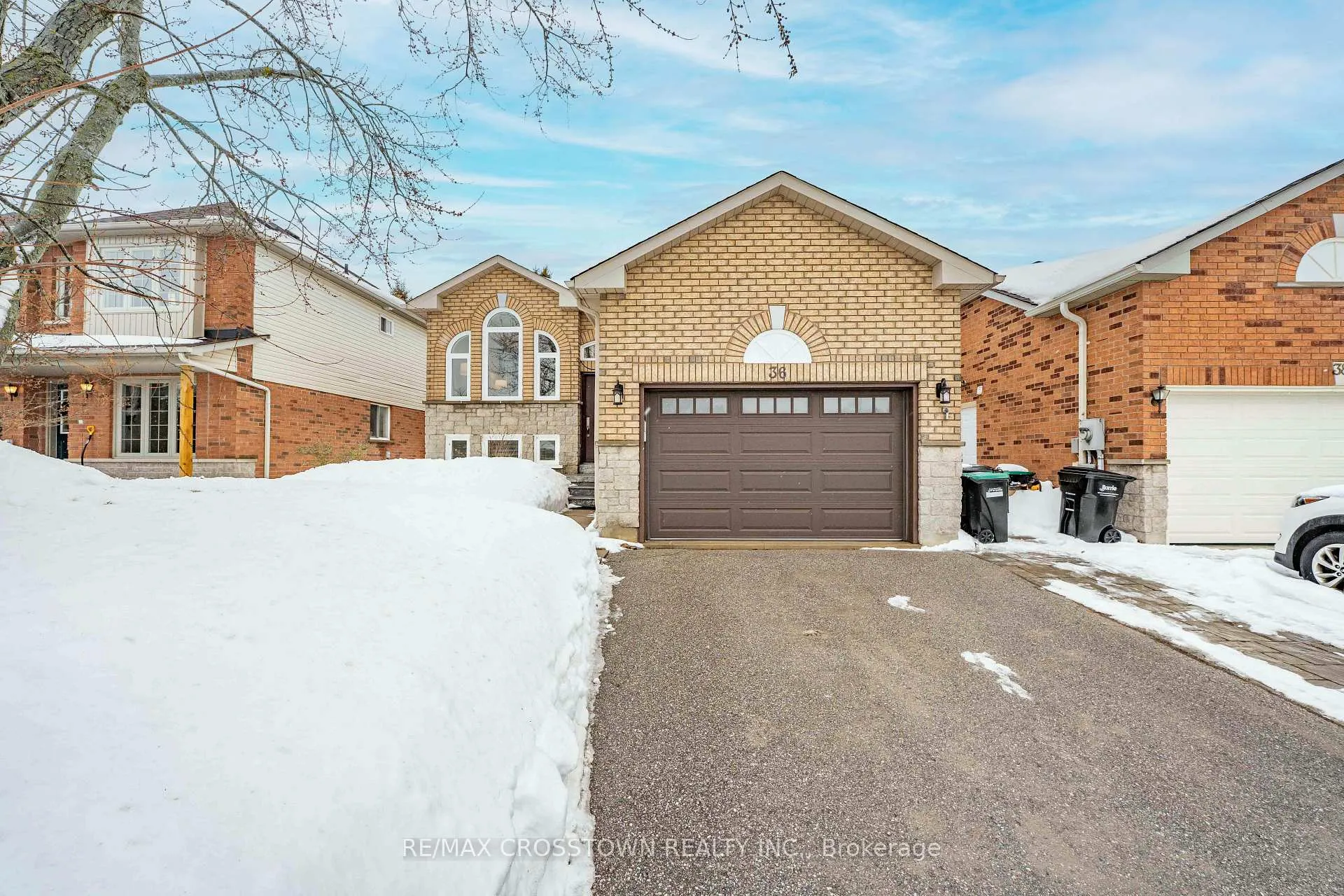 Photo 1 of 36 Leslie Avenue, Barrie, Holly — HOMEH