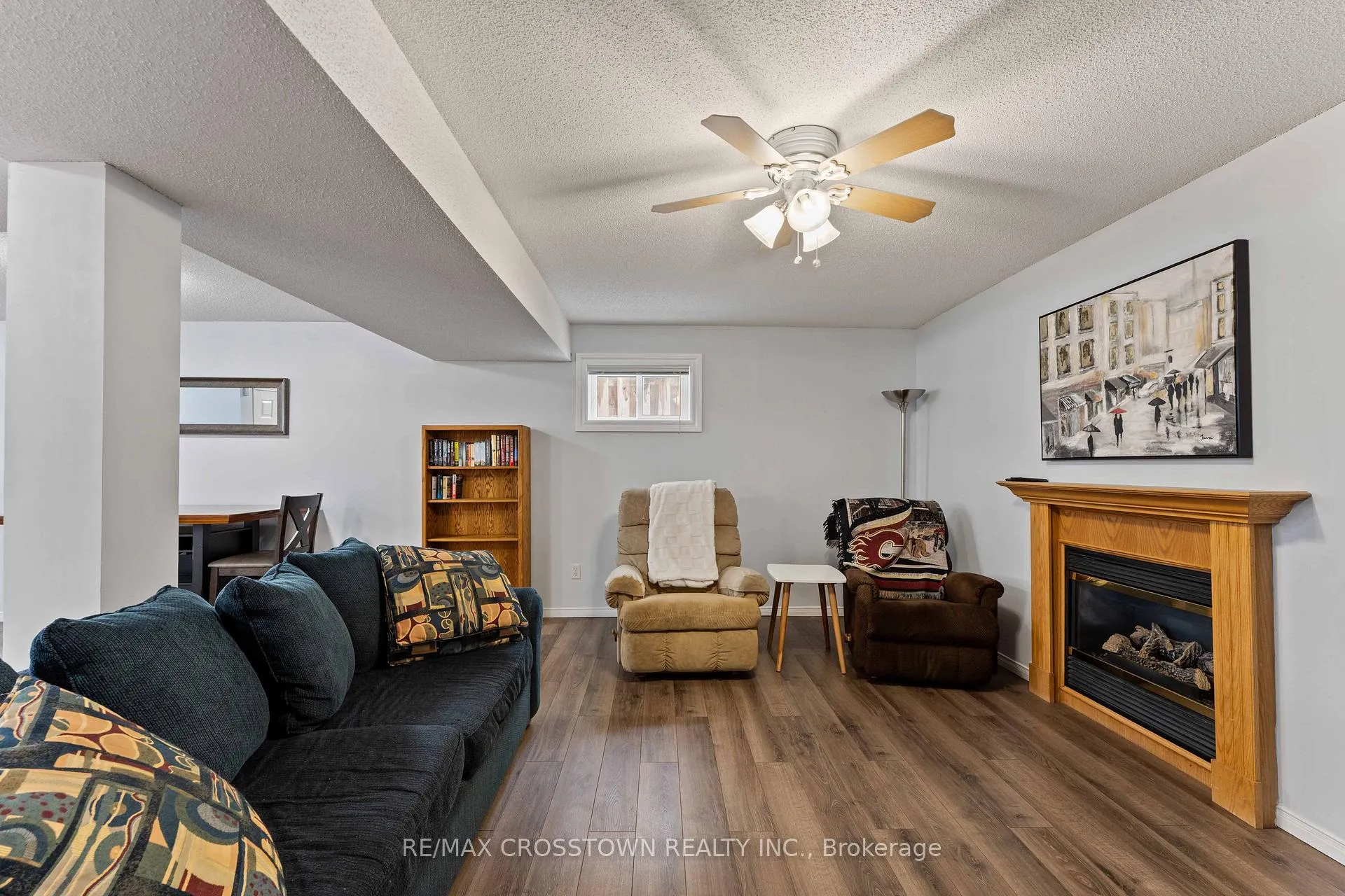 Photo 19 of 36 Leslie Avenue, Barrie, Holly — HOMEH