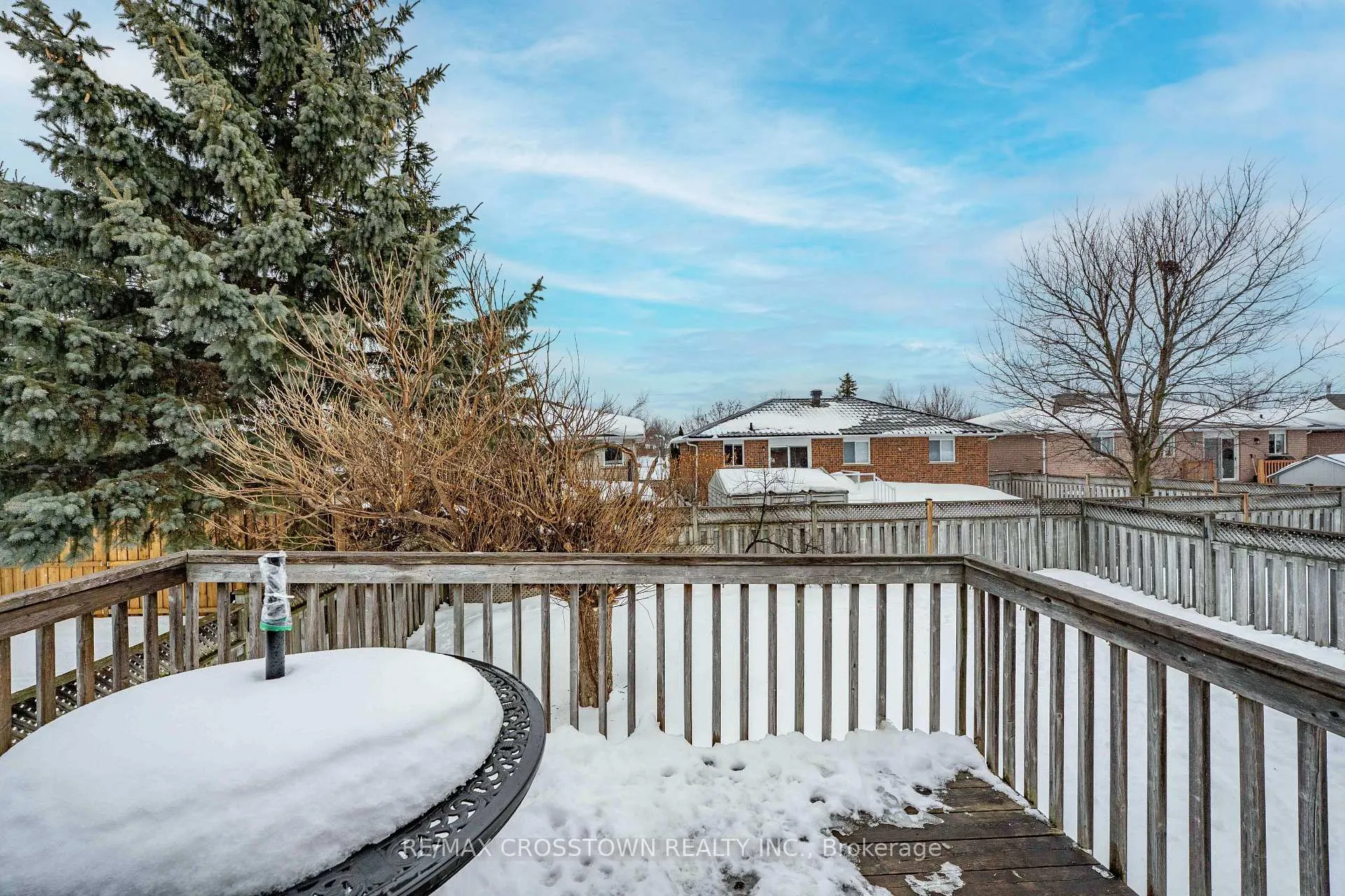 Photo 24 of 36 Leslie Avenue, Barrie, Holly — HOMEH