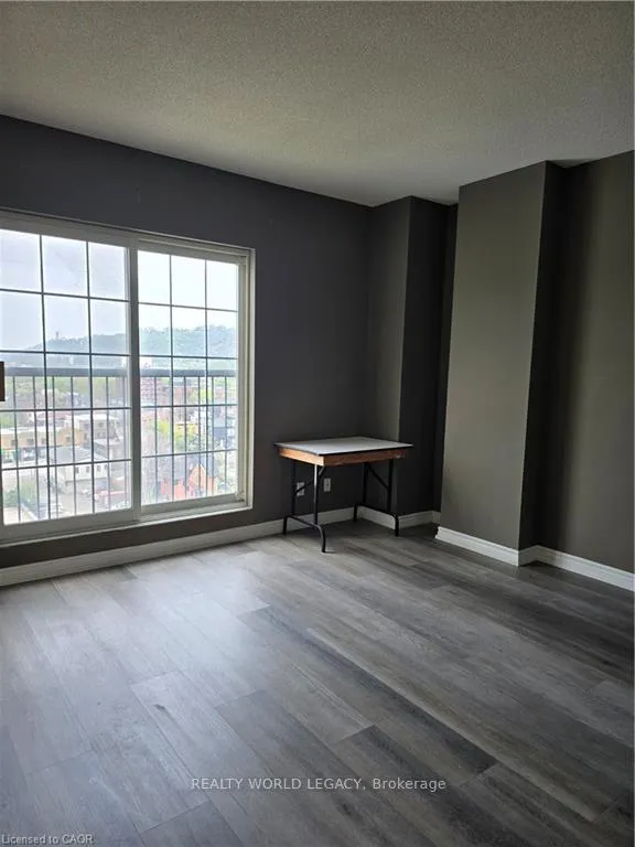 Photo 10 of Unit 1004, 135 James Street S, Hamilton, Corktown — HOMEH