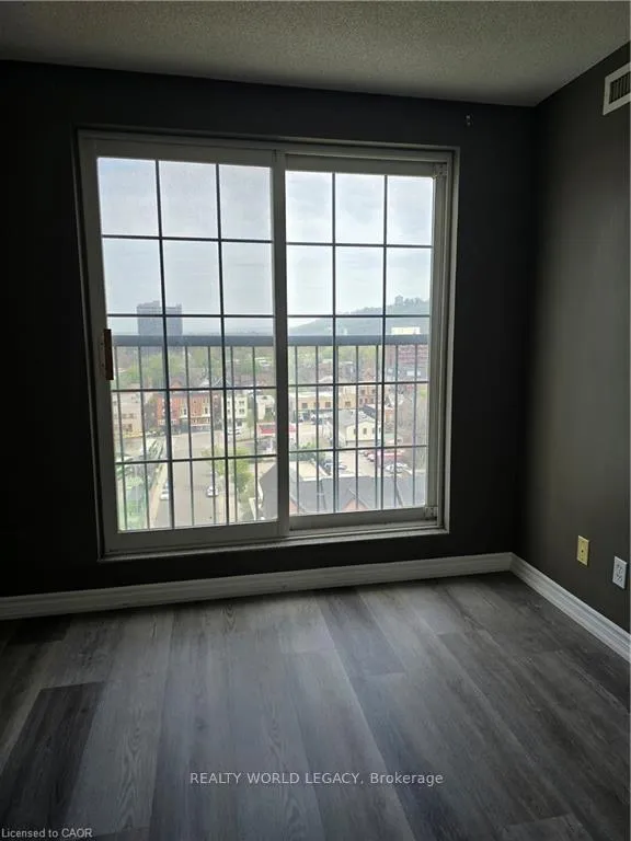 Photo 14 of Unit 1004, 135 James Street S, Hamilton, Corktown — HOMEH