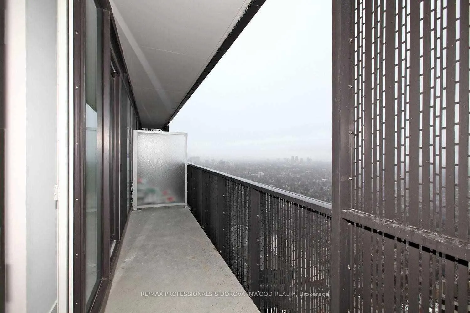 Photo 10 of Unit 4103, 8 Eglinton Avenue E, Toronto, Mount Pleasant West — HOMEH