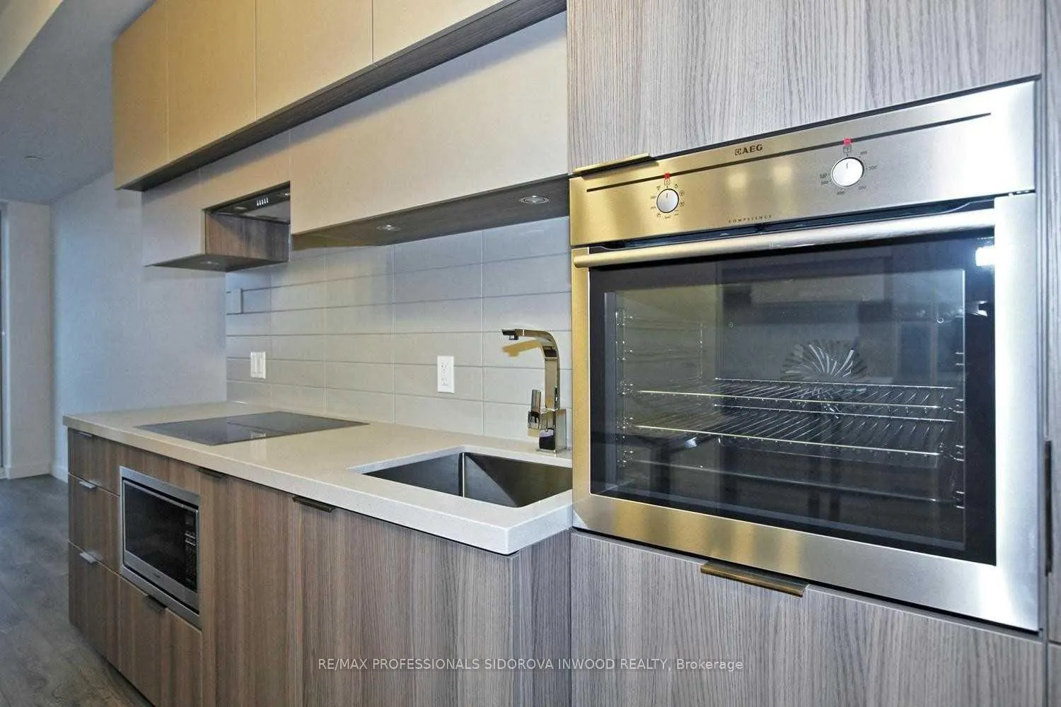 Photo 14 of Unit 4103, 8 Eglinton Avenue E, Toronto, Mount Pleasant West — HOMEH