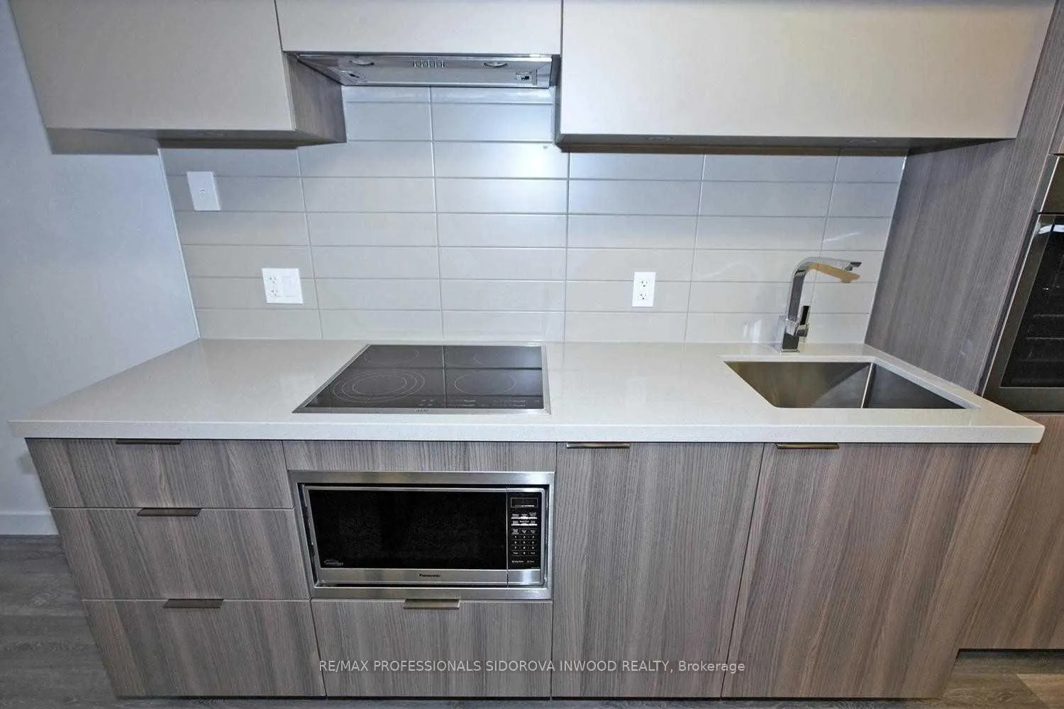 Photo 15 of Unit 4103, 8 Eglinton Avenue E, Toronto, Mount Pleasant West — HOMEH