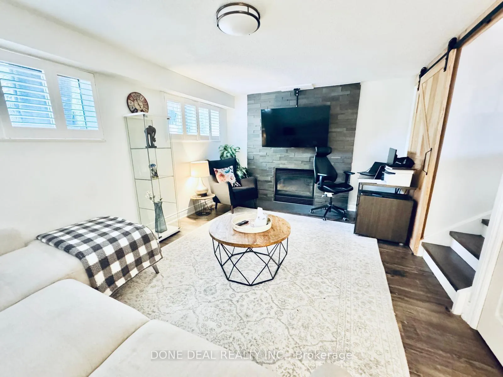 Photo 16 of 206 Harvest Drive, Milton, Bronte Meadows — HOMEH