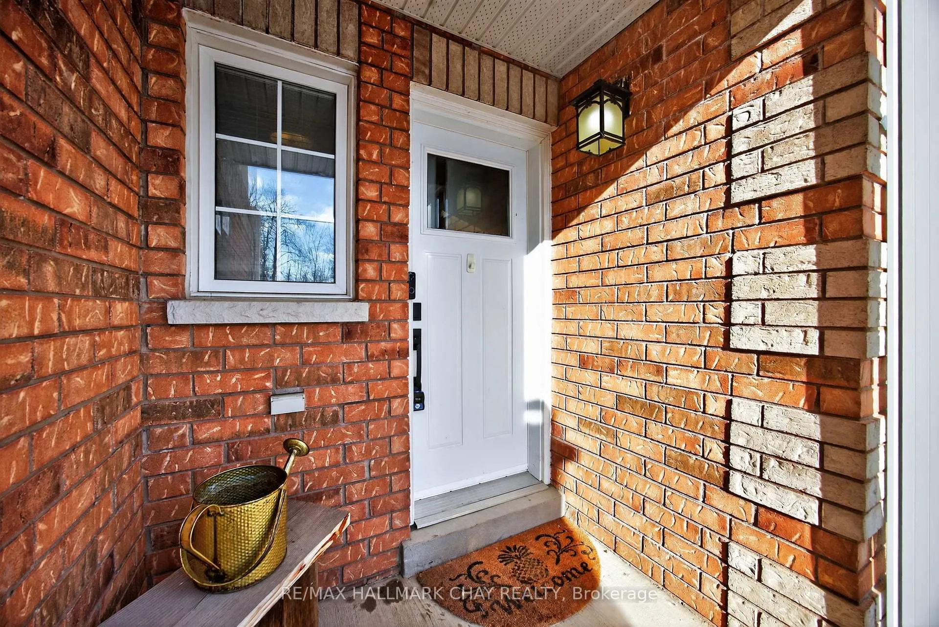 Photo 2 of 1412 Forest Street, Innisfil, Alcona — HOMEH