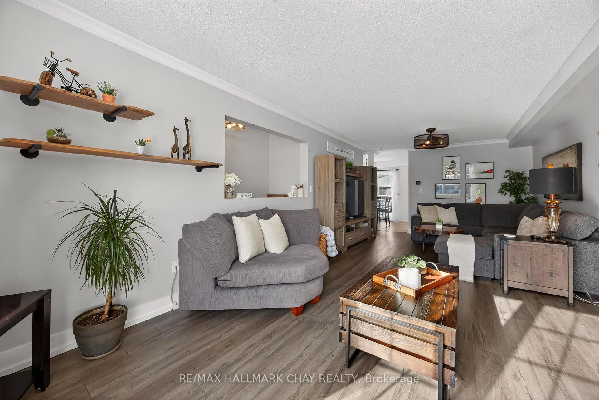 Photo 9 of 1412 Forest Street, Innisfil, Alcona — HOMEH