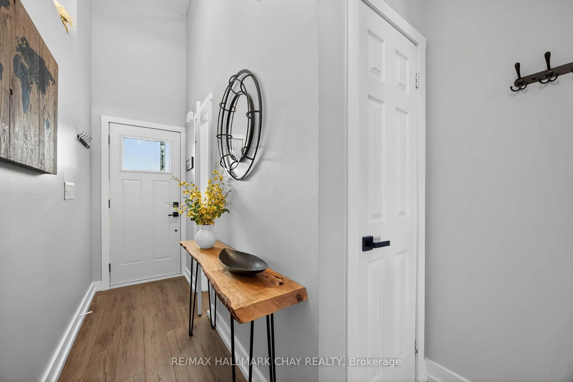 Photo 10 of 1412 Forest Street, Innisfil, Alcona — HOMEH