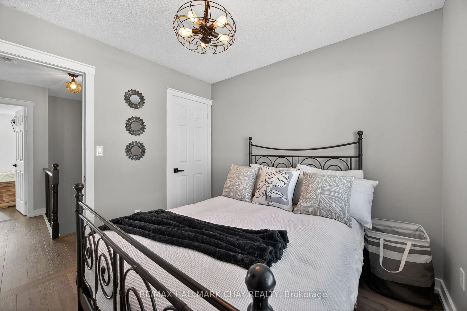 Photo 14 of 1412 Forest Street, Innisfil, Alcona — HOMEH