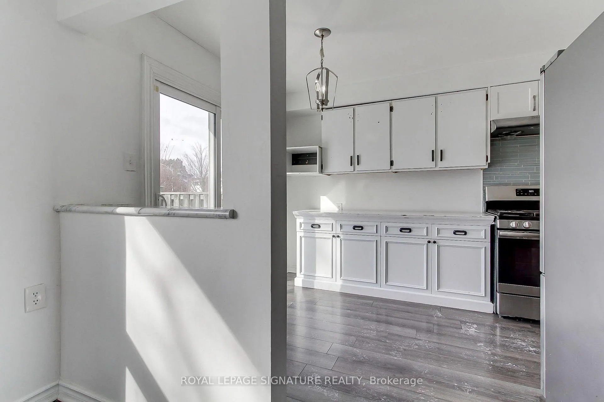 Photo 14 of Unit 17, 31 Parker Crescent, Ajax, South East — HOMEH