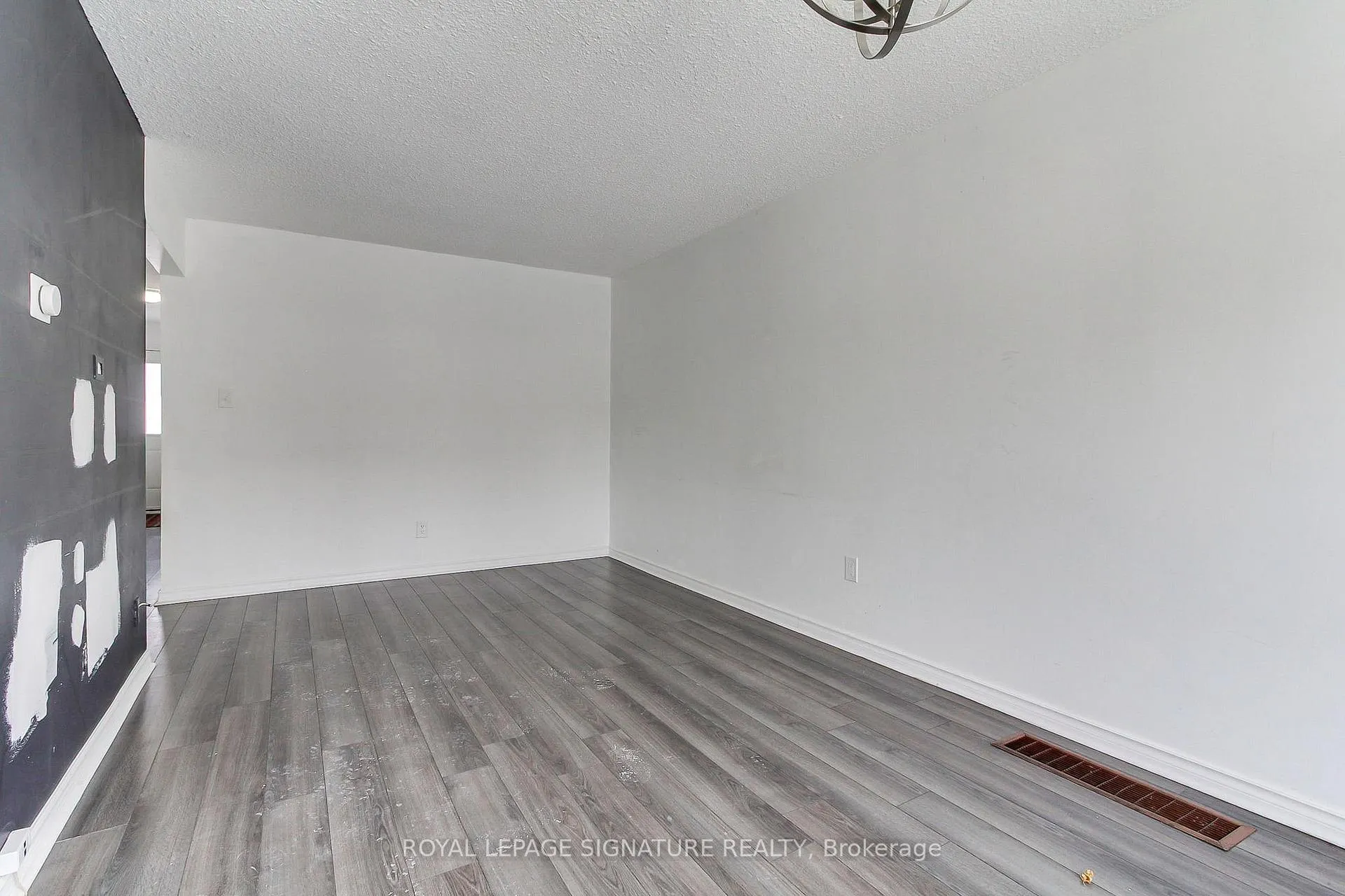 Photo 15 of Unit 17, 31 Parker Crescent, Ajax, South East — HOMEH