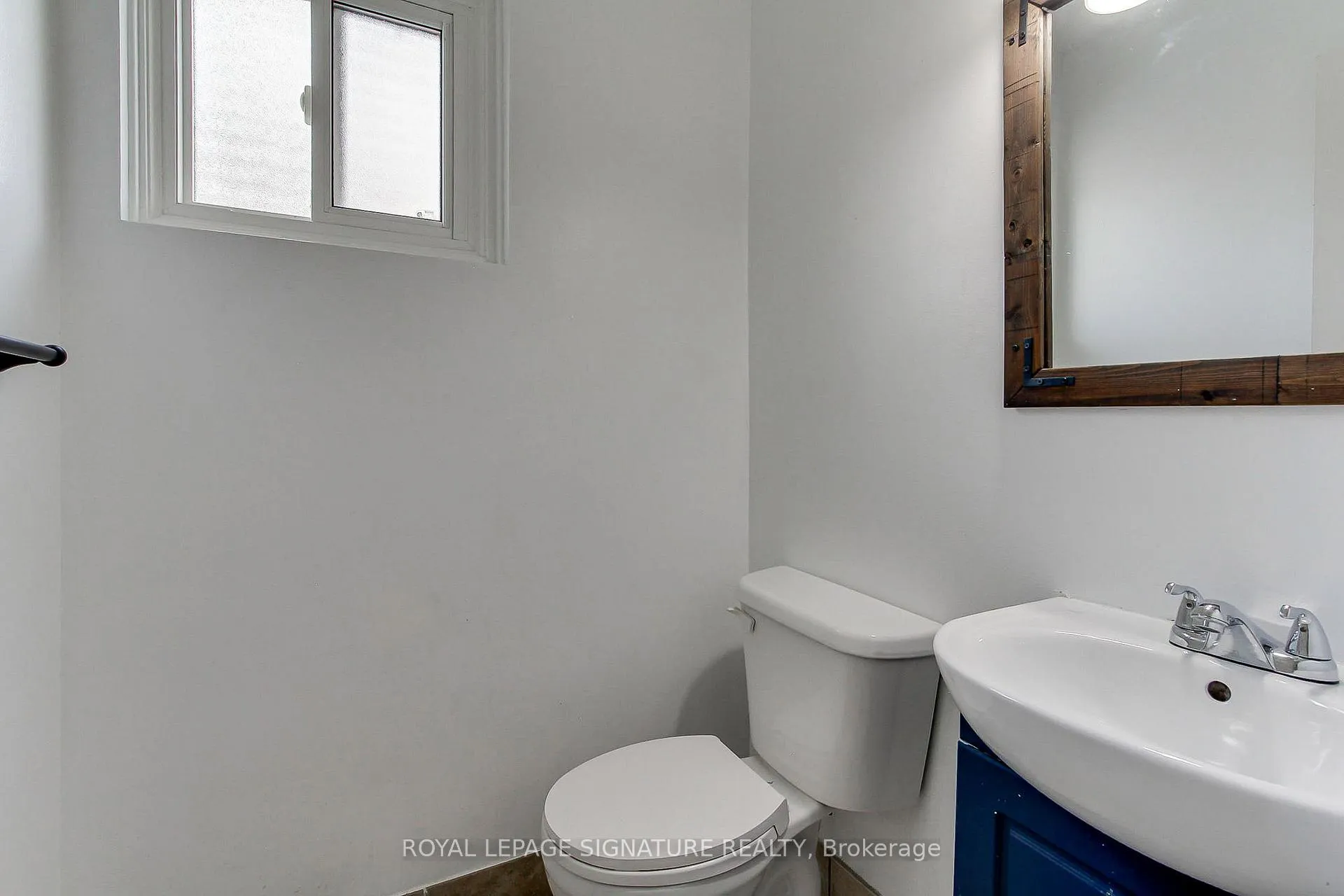 Photo 19 of Unit 17, 31 Parker Crescent, Ajax, South East — HOMEH