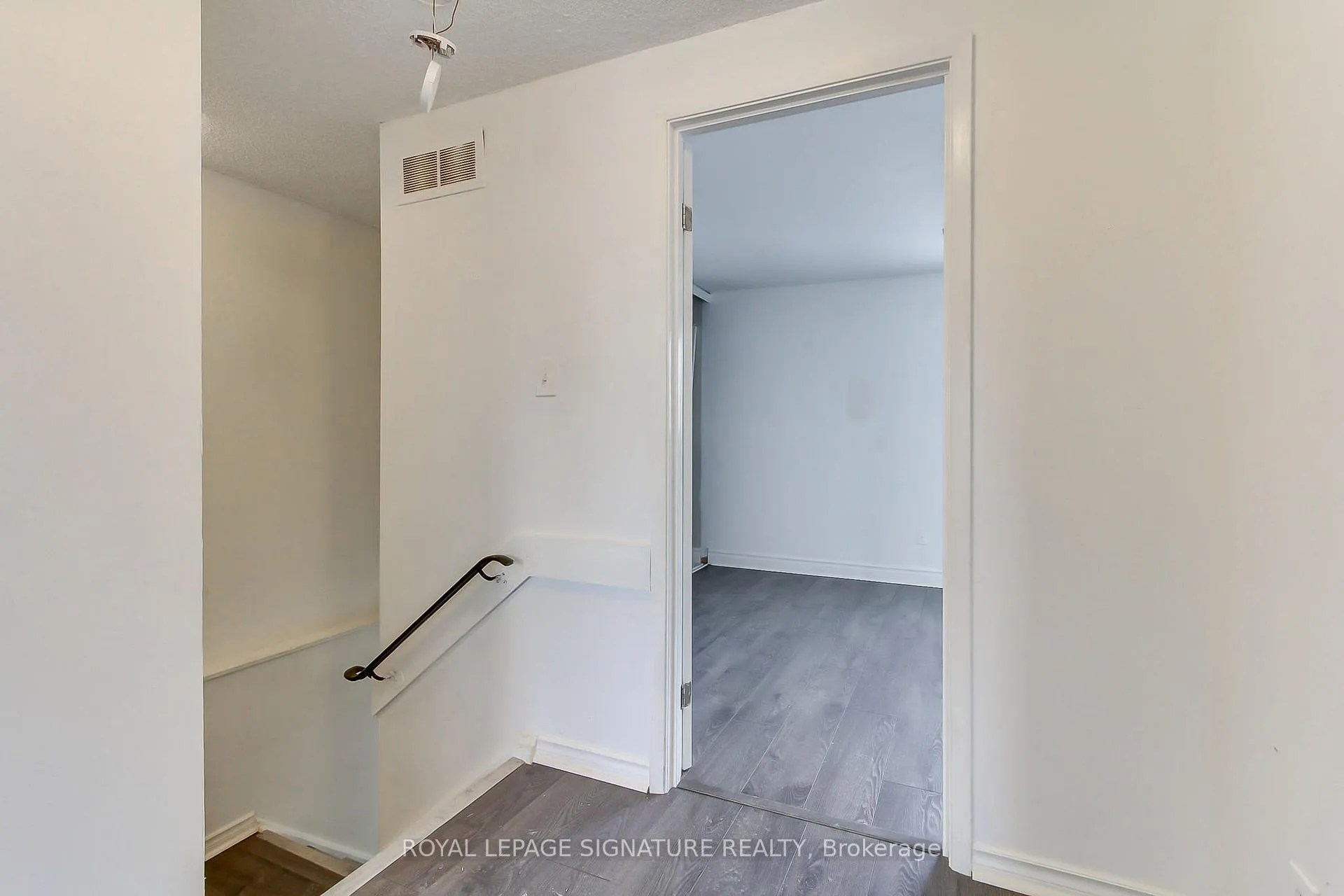 Photo 21 of Unit 17, 31 Parker Crescent, Ajax, South East — HOMEH