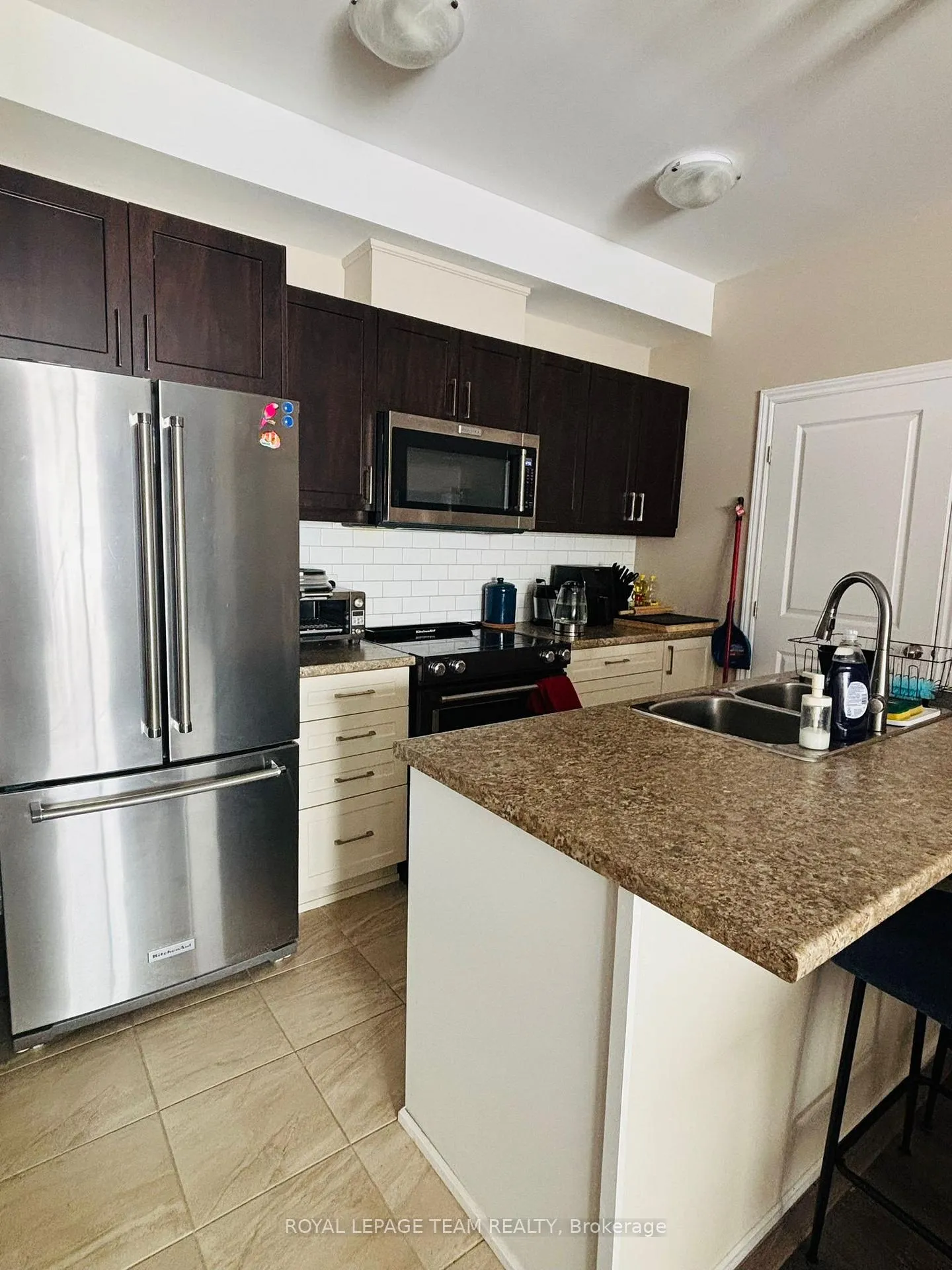 Photo 12 of Unit H, 40 Jaguar Private, Ottawa, Kanata - Emerald Meadows/Trailwest — HOMEH