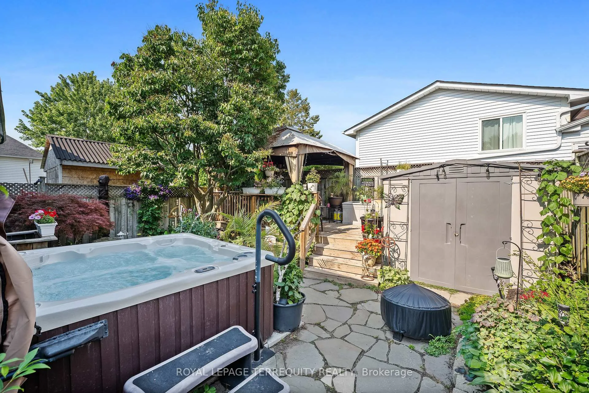Photo 37 of 425 Lesabre Street, Oshawa, Eastdale — HOMEH
