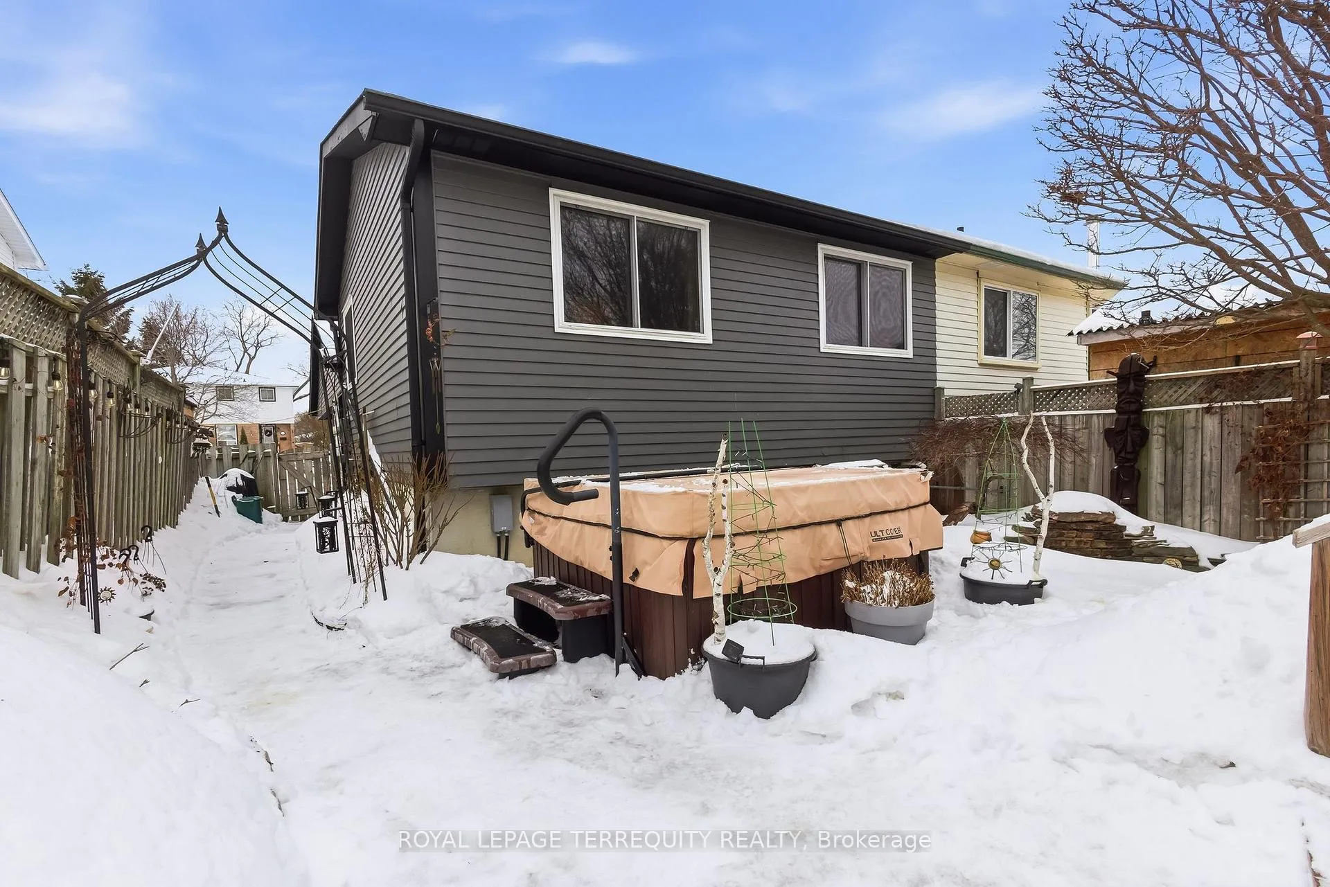 Photo 49 of 425 Lesabre Street, Oshawa, Eastdale — HOMEH