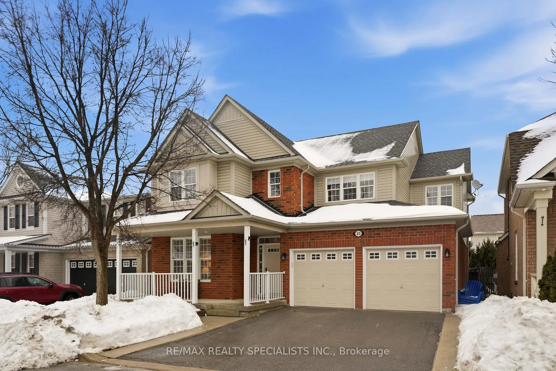 Photo 2 of 23 Emmett Circle, Brampton, Fletcher's Meadow — HOMEH