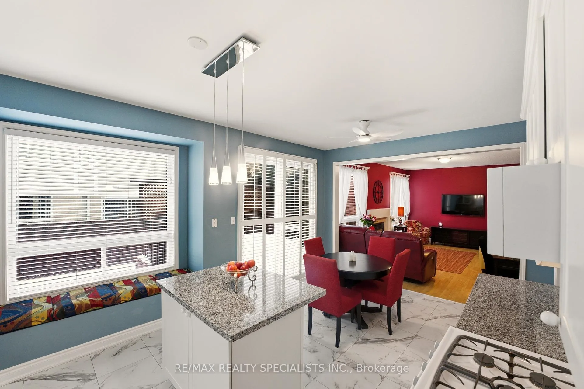 Photo 11 of 23 Emmett Circle, Brampton, Fletcher's Meadow — HOMEH