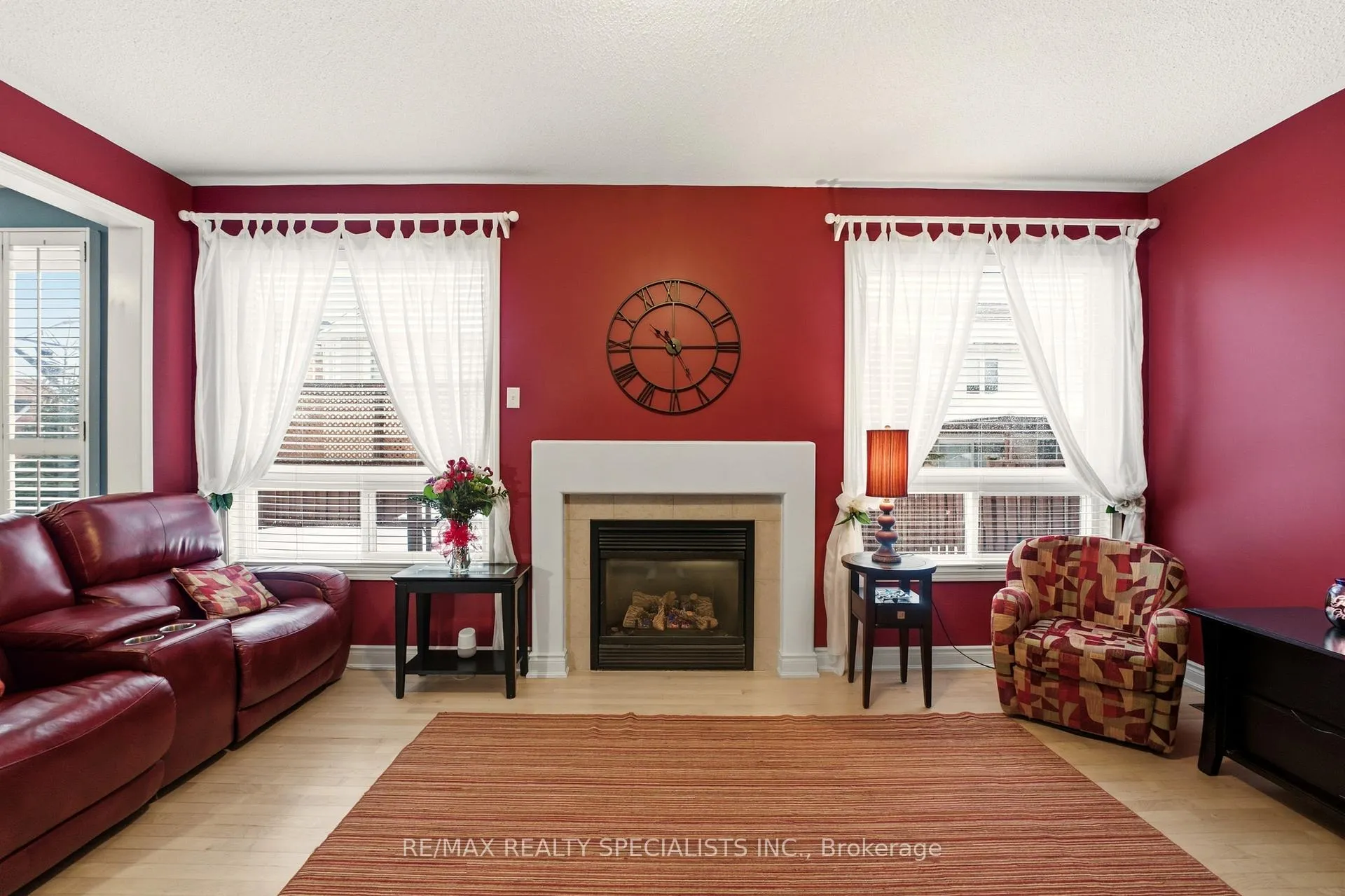 Photo 15 of 23 Emmett Circle, Brampton, Fletcher's Meadow — HOMEH