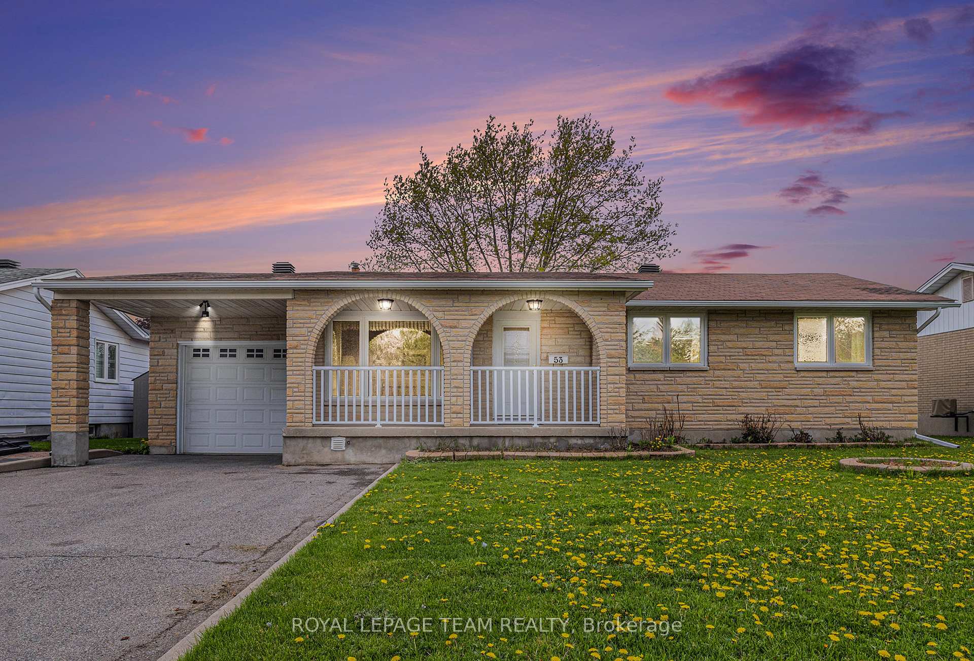 Photo 1 of 53 Viewmount Drive, Ottawa, Meadowlands/Crestview — HOMEH