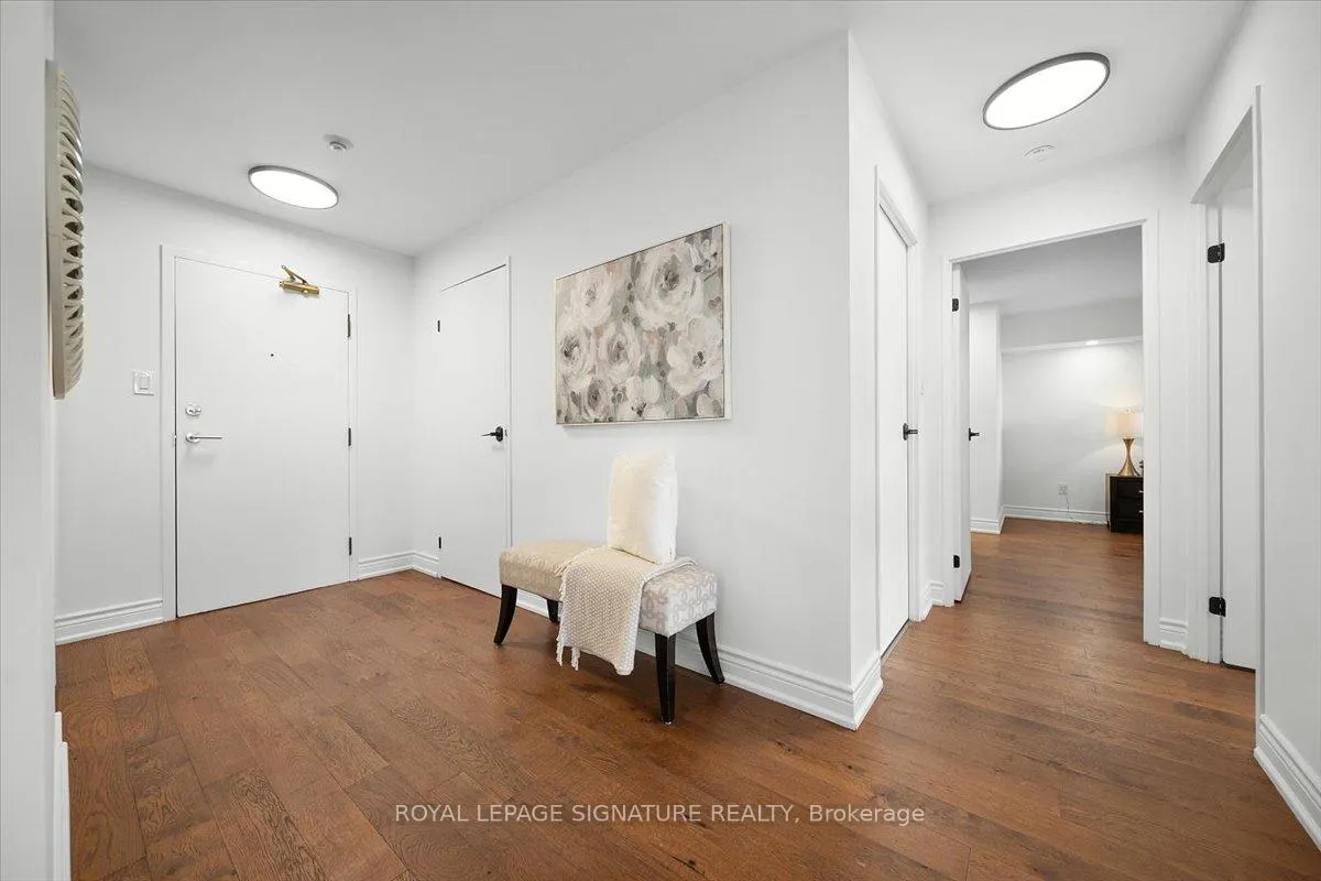 Photo 2 of Unit 903, 5 Rowntree Road, Etobicoke, Mount Olive-Silverstone-Jamestown — HOMEH
