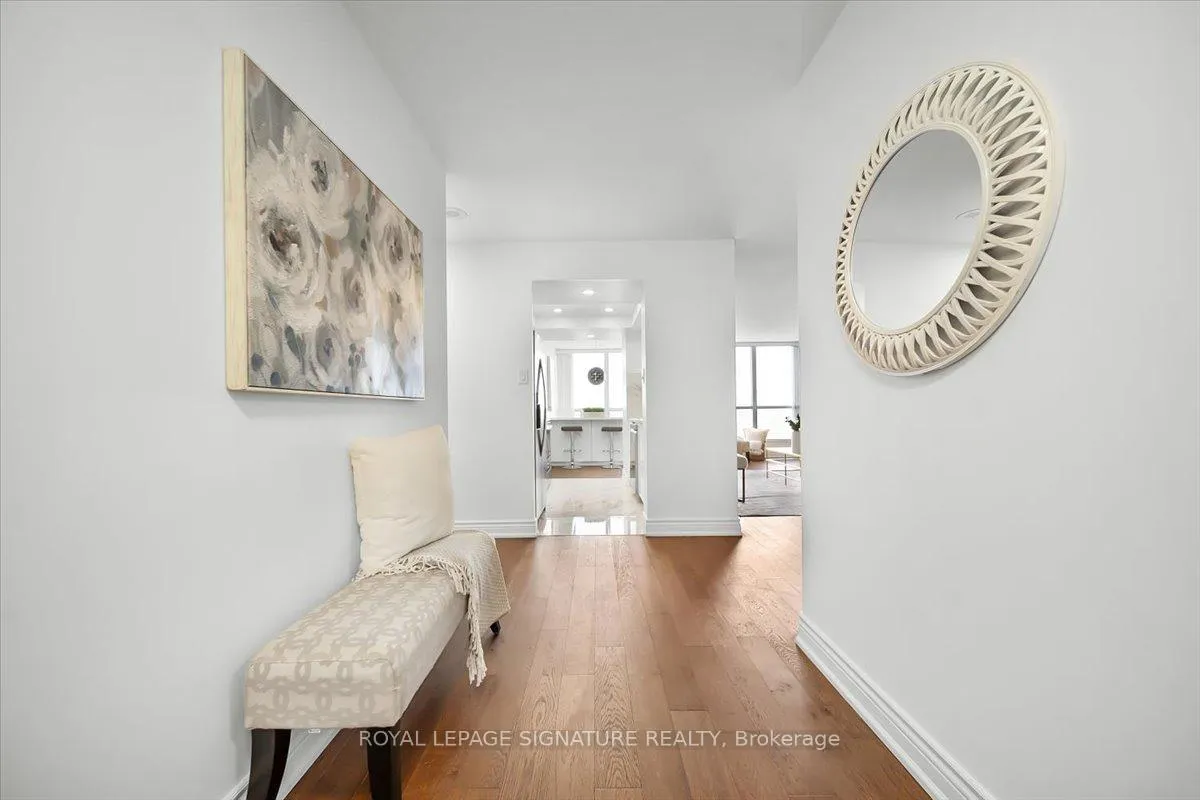 Photo 3 of Unit 903, 5 Rowntree Road, Etobicoke, Mount Olive-Silverstone-Jamestown — HOMEH