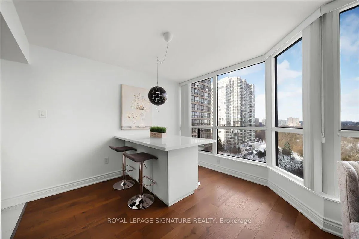 Photo 17 of Unit 903, 5 Rowntree Road, Etobicoke, Mount Olive-Silverstone-Jamestown — HOMEH