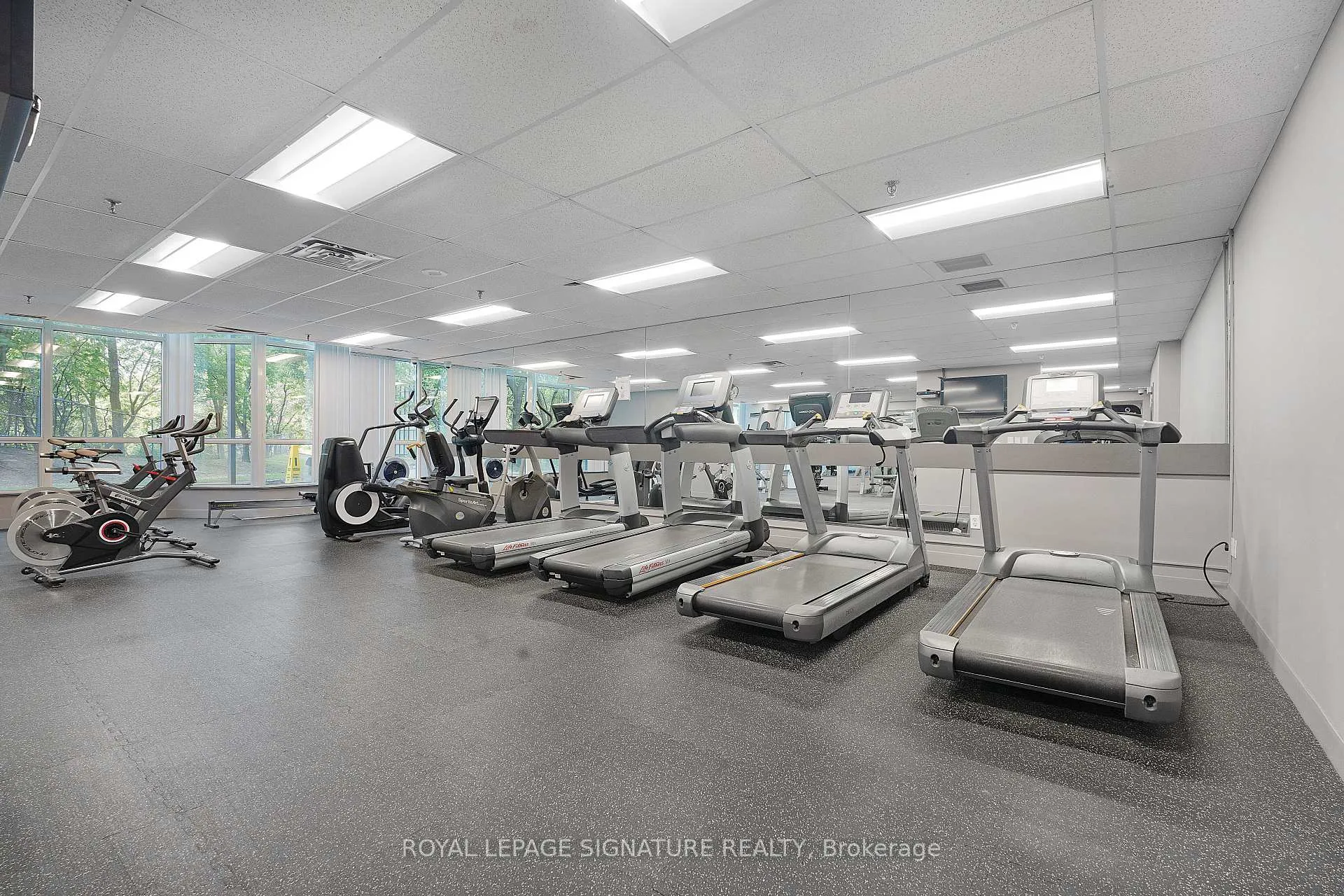 Photo 27 of Unit 903, 5 Rowntree Road, Etobicoke, Mount Olive-Silverstone-Jamestown — HOMEH