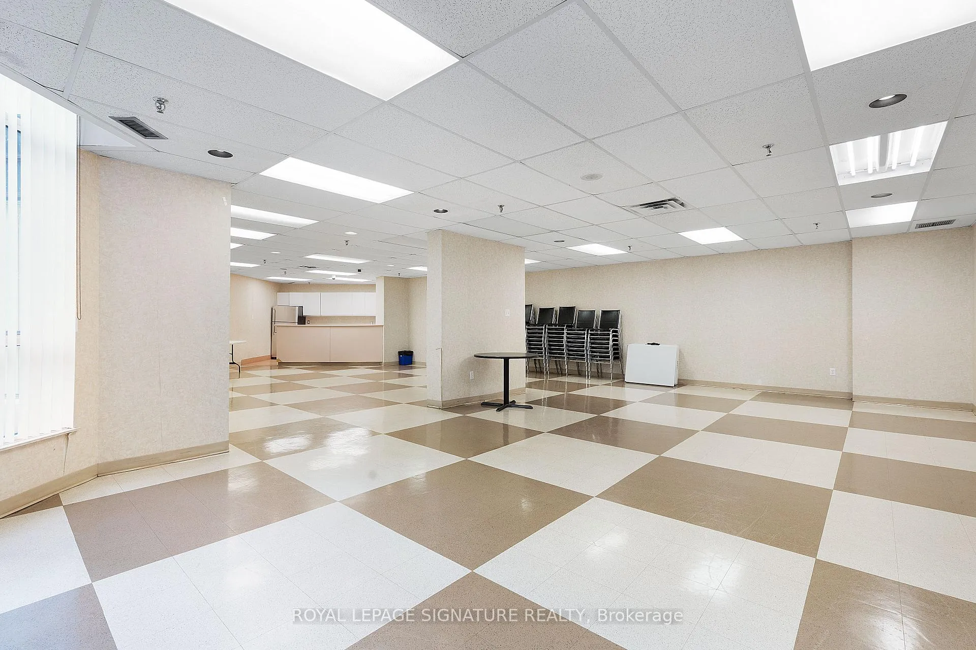Photo 29 of Unit 903, 5 Rowntree Road, Etobicoke, Mount Olive-Silverstone-Jamestown — HOMEH