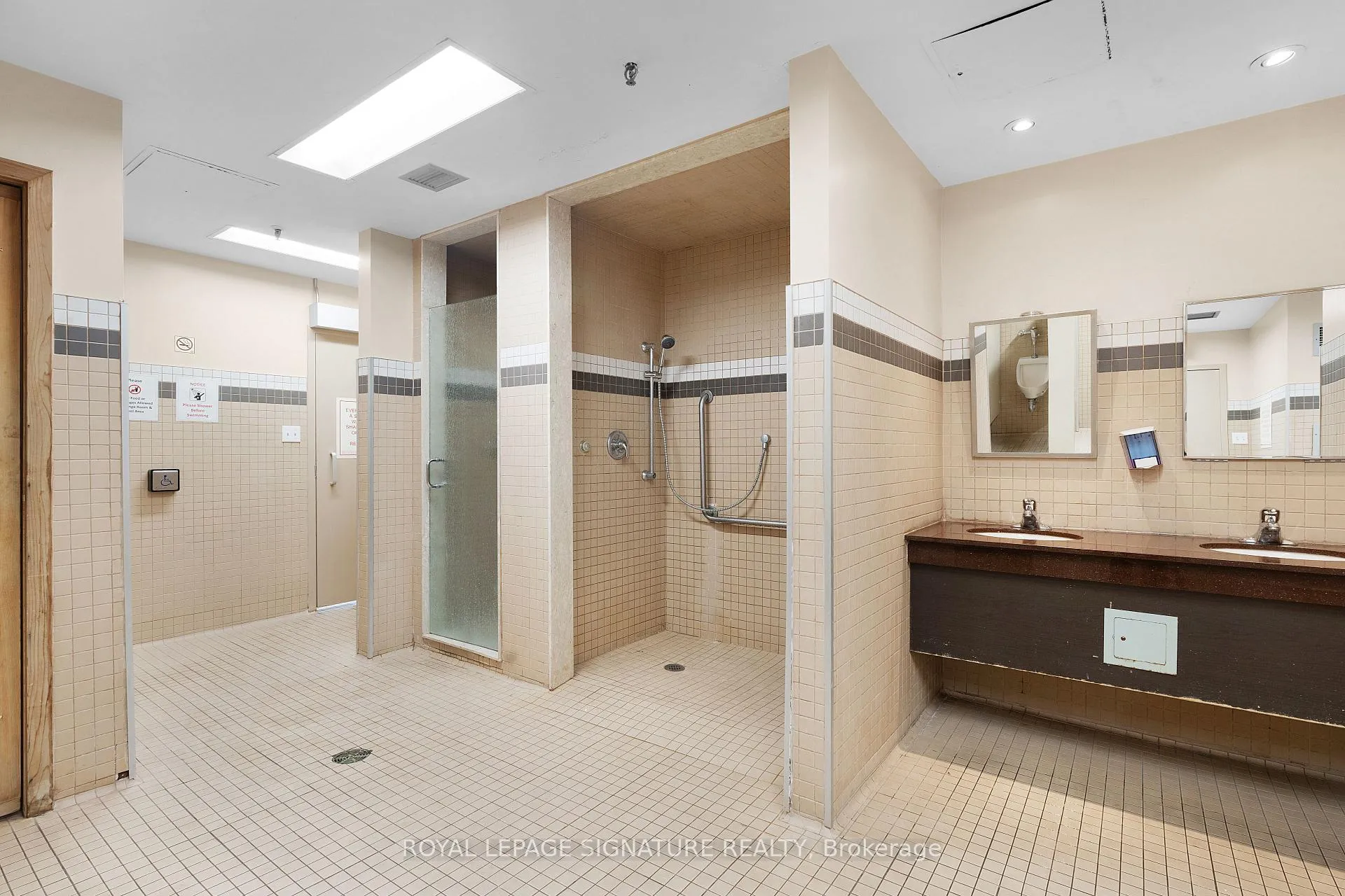Photo 30 of Unit 903, 5 Rowntree Road, Etobicoke, Mount Olive-Silverstone-Jamestown — HOMEH