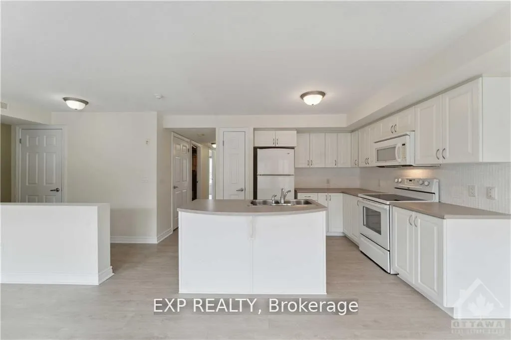Photo 11 of Unit 3, 305 Cresthaven Drive, Ottawa, Barrhaven East — HOMEH