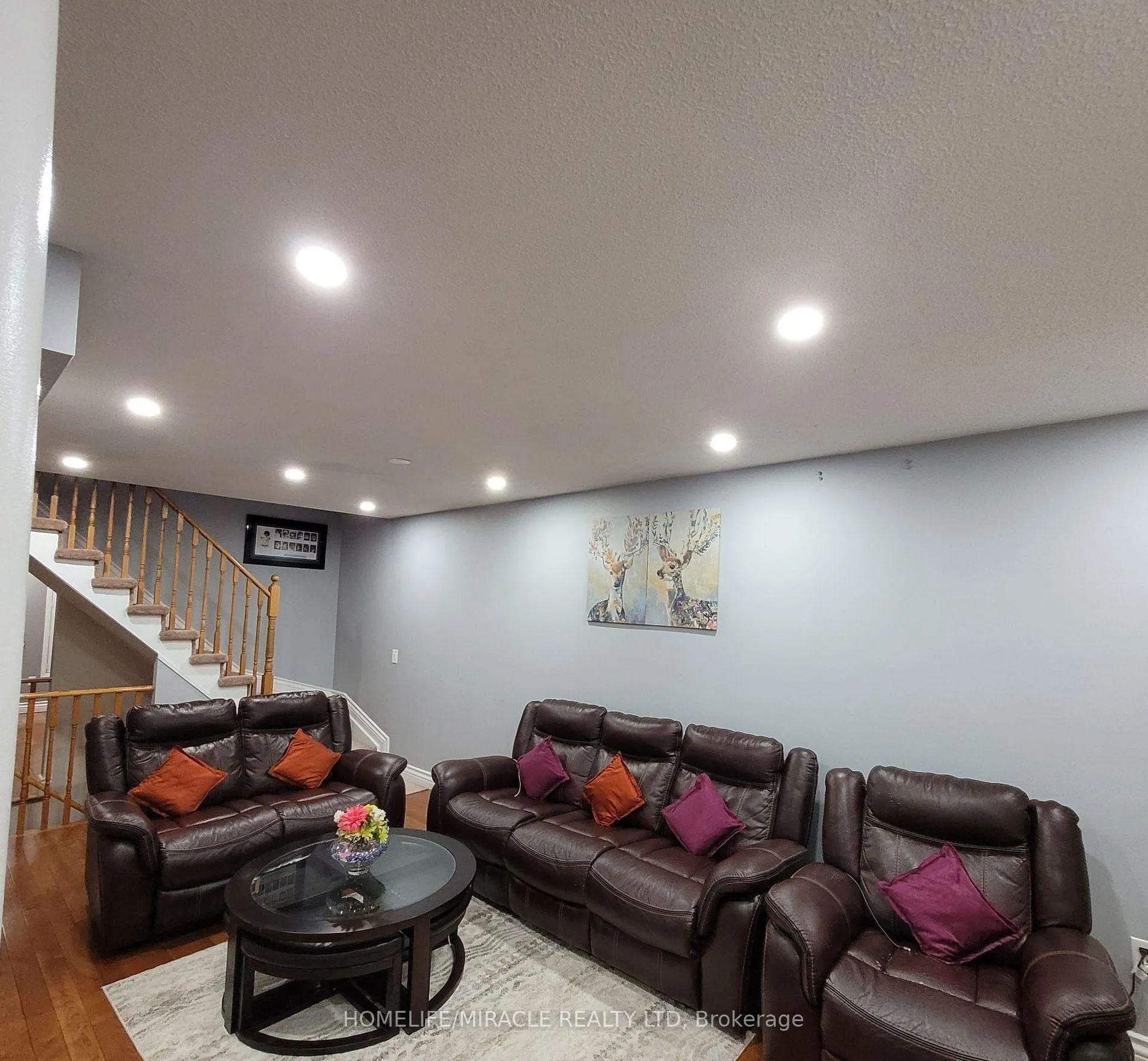 Photo 5 of 67 Seaside Circle, Brampton, Sandringham-Wellington — HOMEH