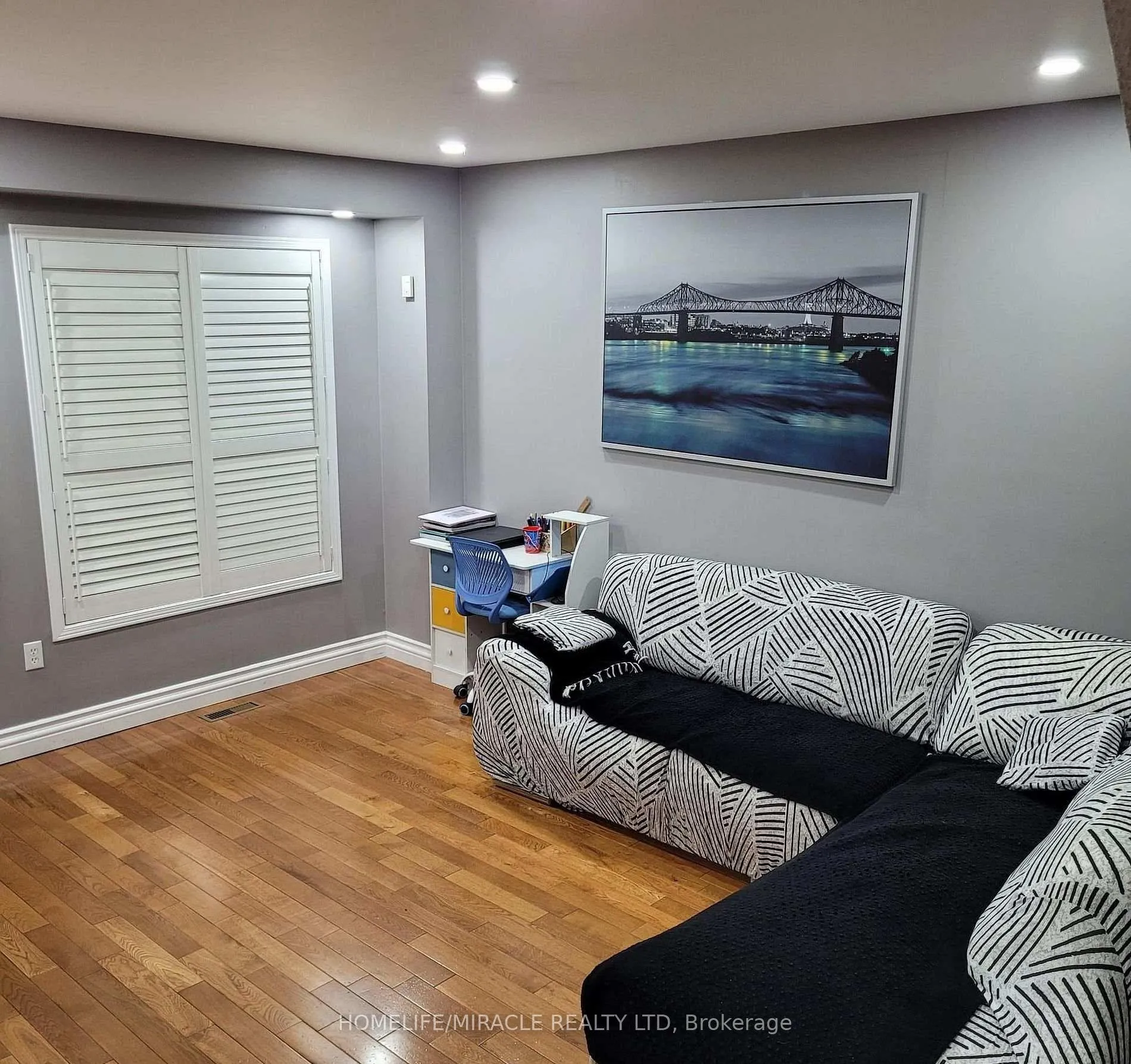 Photo 18 of 67 Seaside Circle, Brampton, Sandringham-Wellington — HOMEH