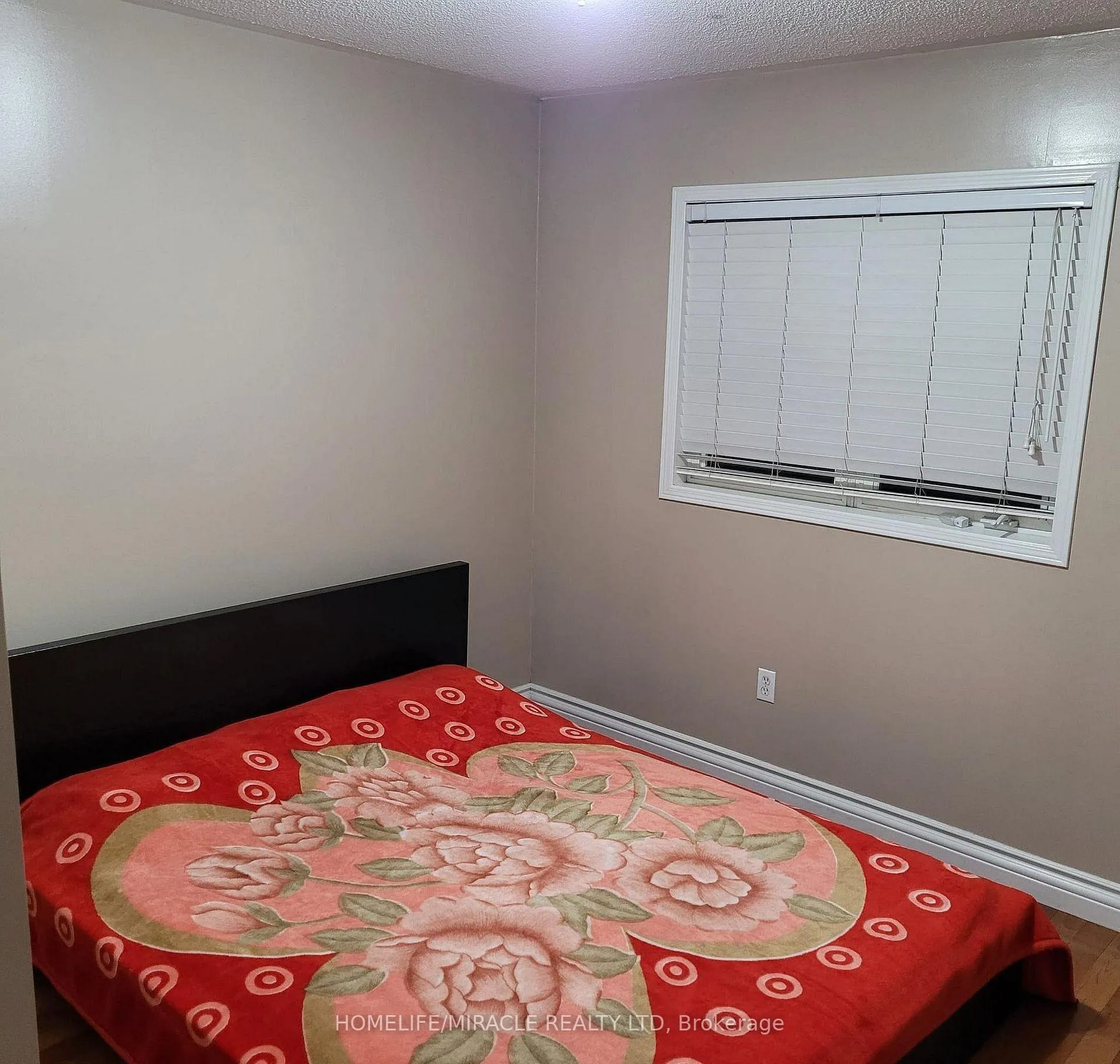 Photo 19 of 67 Seaside Circle, Brampton, Sandringham-Wellington — HOMEH