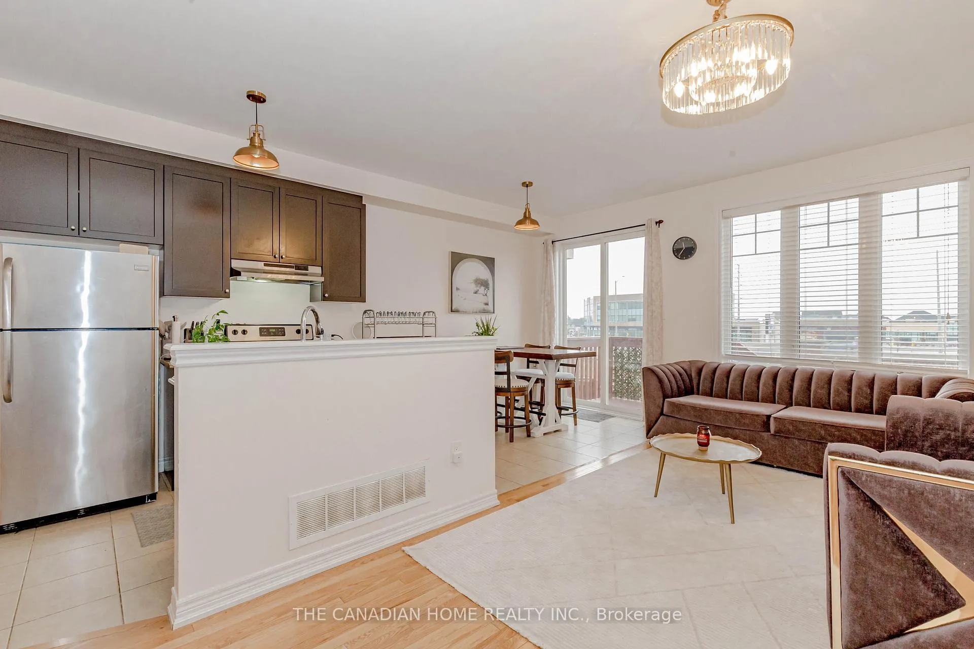 Photo 20 of 200 Sky Harbour Drive, Brampton, Bram West — HOMEH
