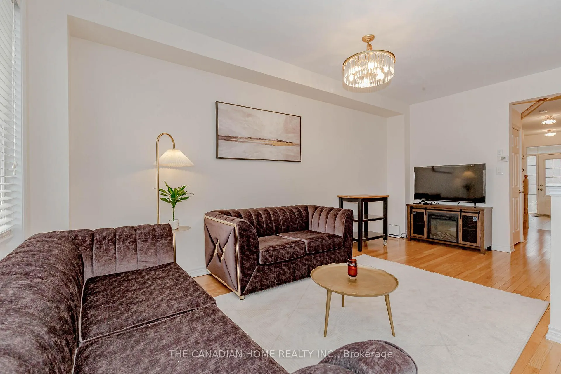 Photo 23 of 200 Sky Harbour Drive, Brampton, Bram West — HOMEH